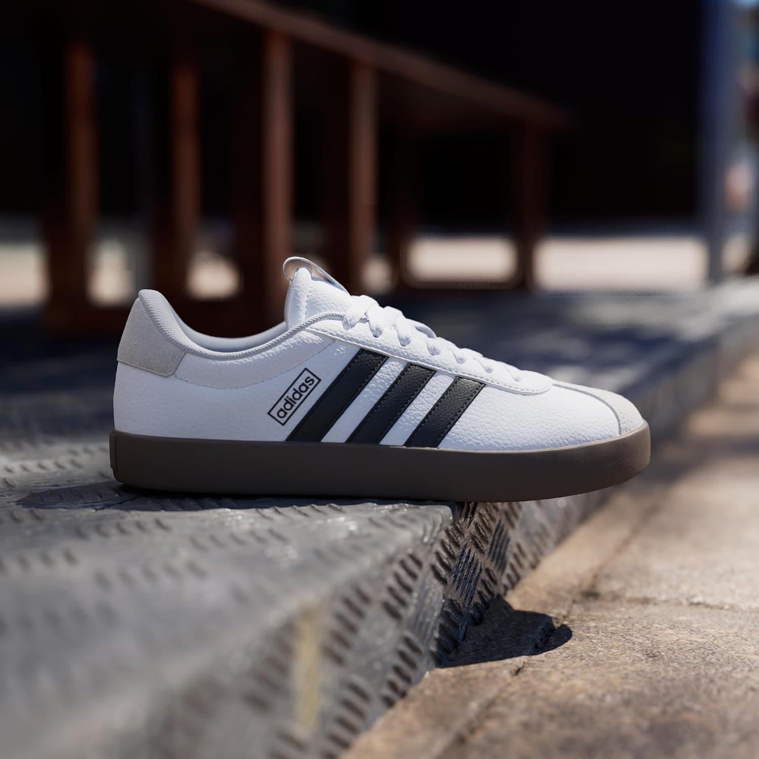 کفش زنانه adidas مدل VL COURT 3.0 کفش زنانه adidas مدل VL COURT 3.0