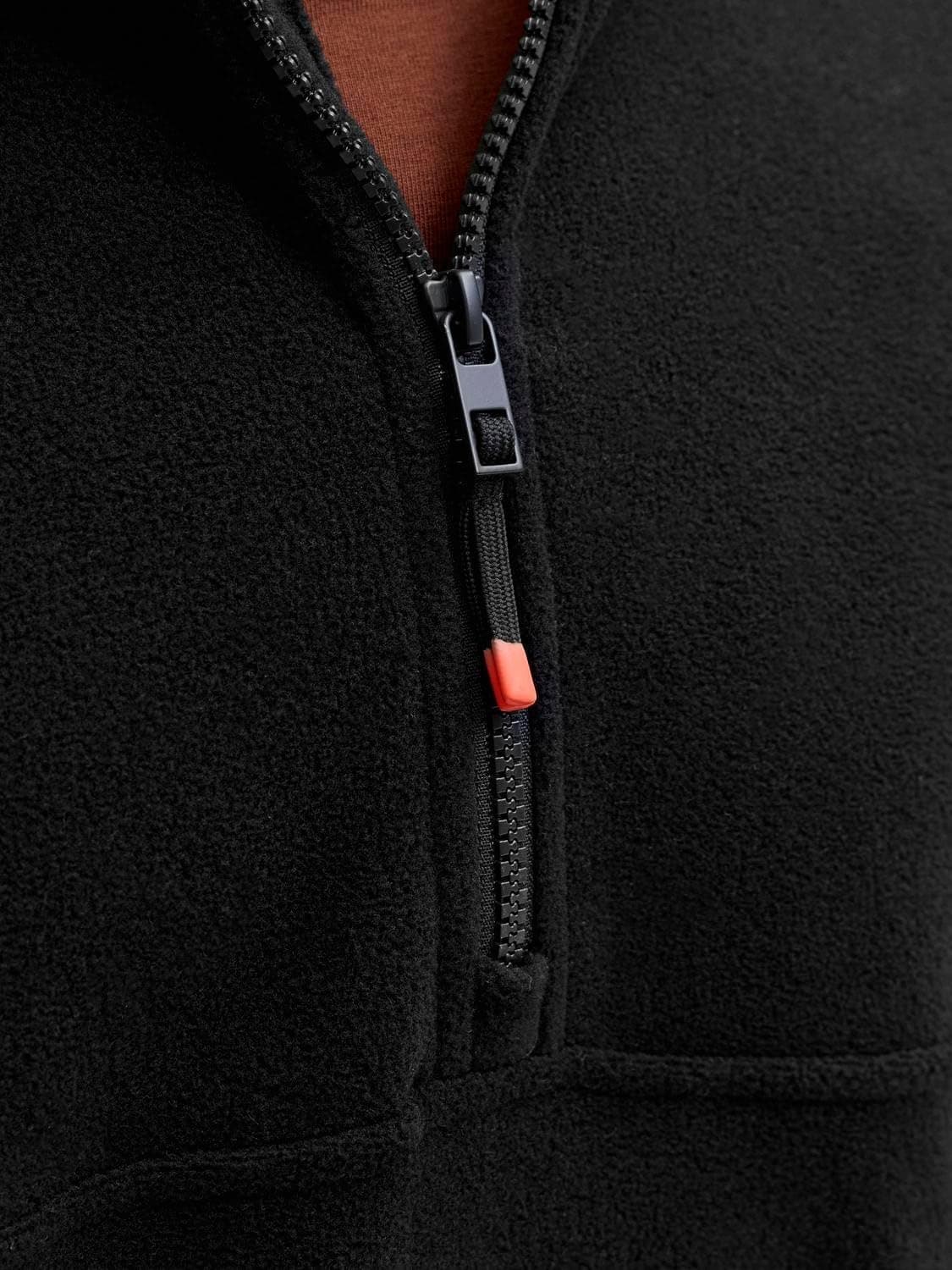 ژاکت فلیس مردانه JACK & JONES نیمزیپ قهوهای مدل Jjalpes 12284828-15 ژاکت فلیس مردانه JACK & JONES نیمزیپ قهوهای مدل Jjalpes 12284828-15