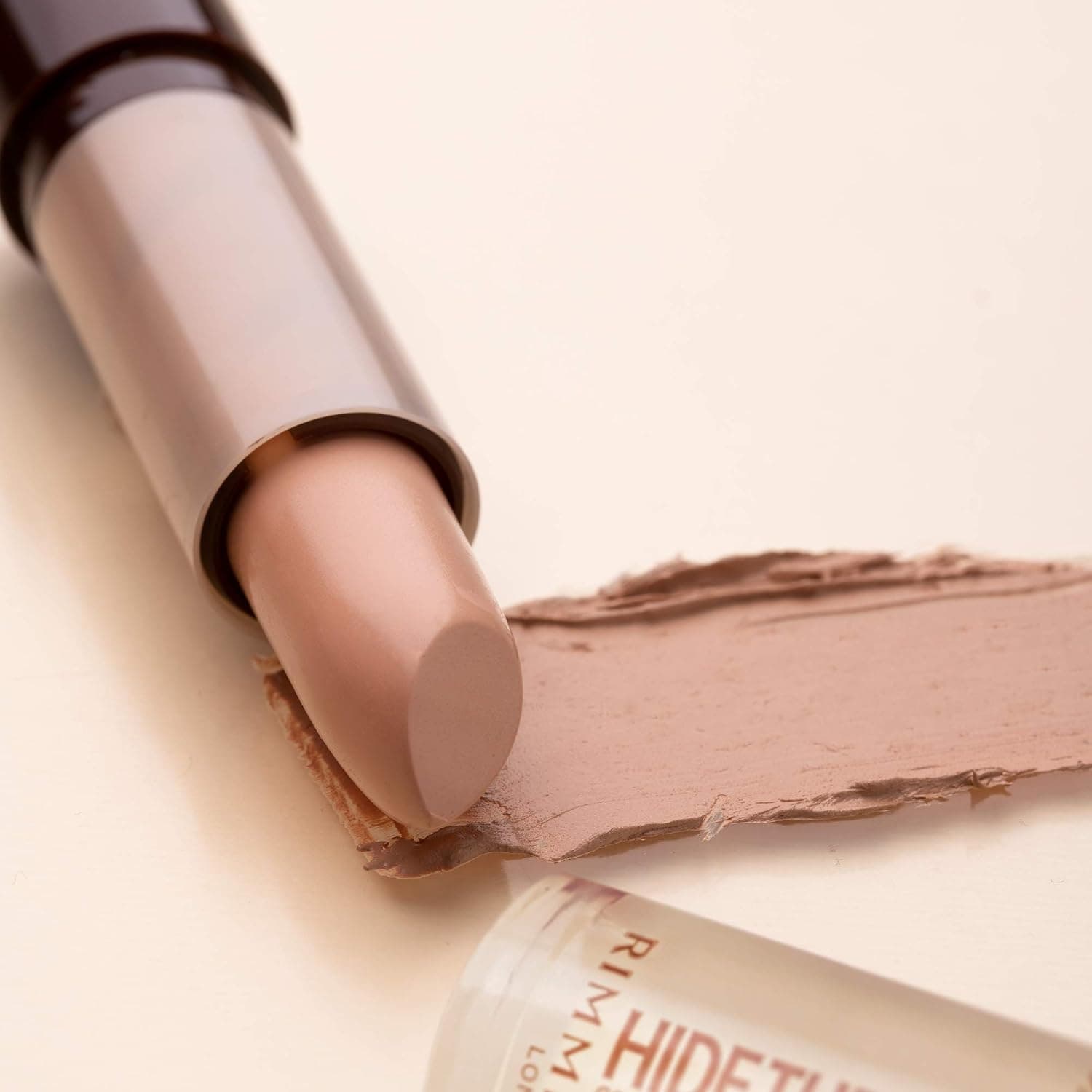 کانسیلر Rimmel مدل Hide The Blemish رنگ عسلی ملایم 4.5g کانسیلر Rimmel مدل Hide The Blemish رنگ عسلی ملایم 4.5g