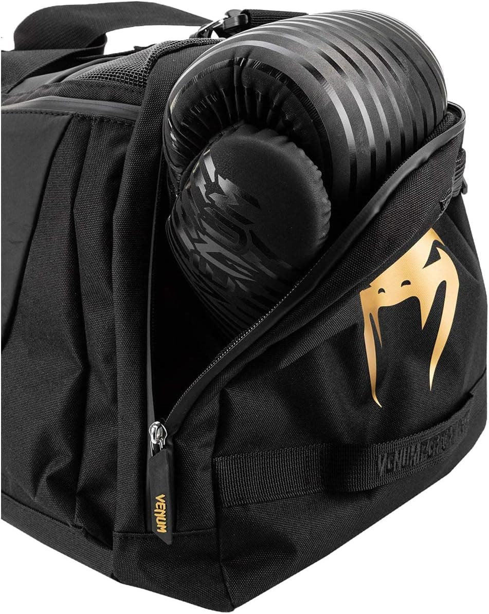 کیف ورزشی یونیسکس بزرگسال Venum Trainer Lite Evo تکسایز مشکی/طلایی کیف ورزشی یونیسکس بزرگسال Venum Trainer Lite Evo تکسایز مشکی/طلایی