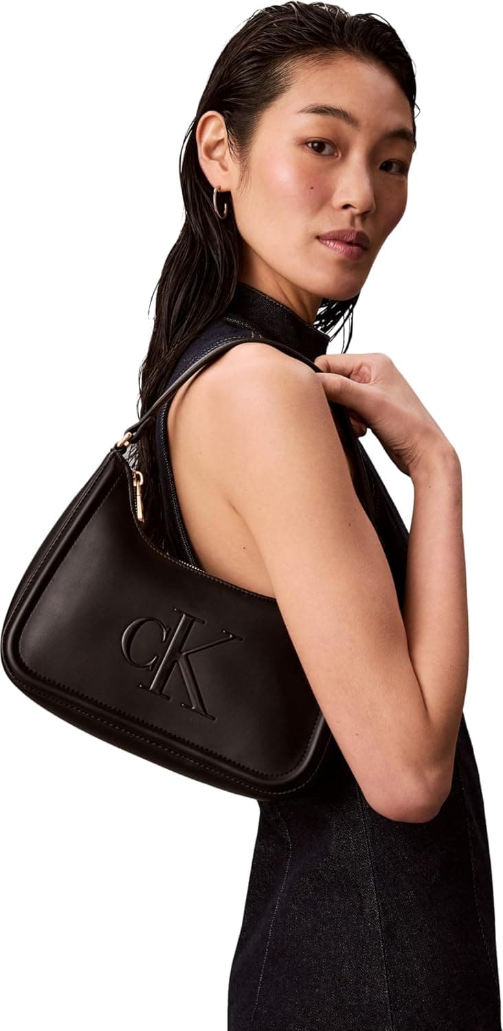 کیف دوشی کوچک زنانه Calvin Klein مدل Bold CK کیف دوشی کوچک زنانه Calvin Klein مدل Bold CK