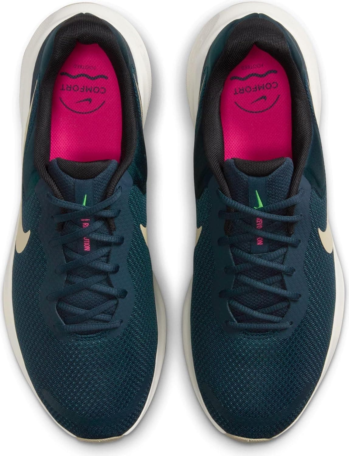کفش دویدن مردانه Nike Revolution 7 رنگی مدل FB2207-407 کفش دویدن مردانه Nike Revolution 7 رنگی مدل FB2207-407