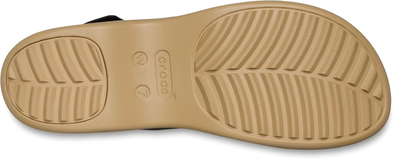صندل زنانه Crocs مدل Brooklyn Sky صندل زنانه Crocs مدل Brooklyn Sky