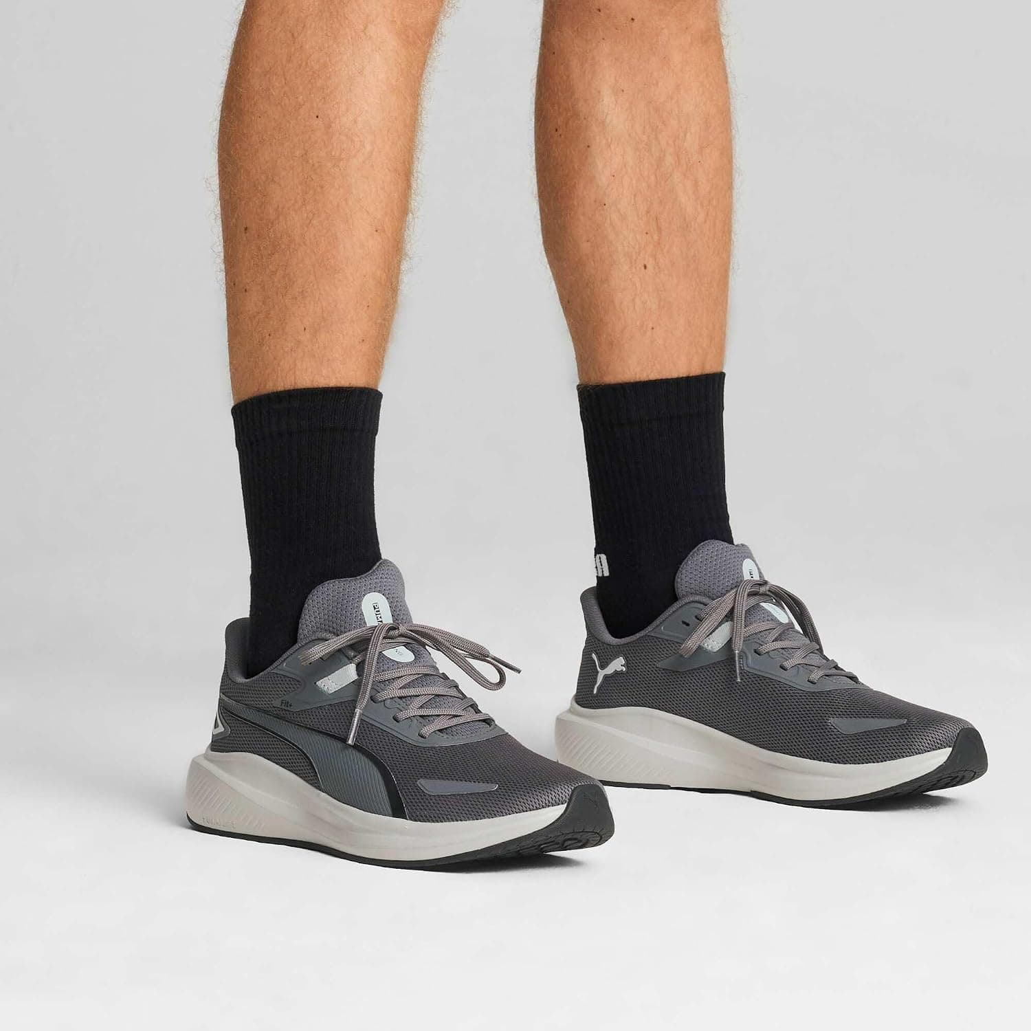 کفش دویدن مردانه PUMA Skyrocket Lite سفید مدل 37943733 کفش دویدن مردانه PUMA Skyrocket Lite سفید مدل 37943733