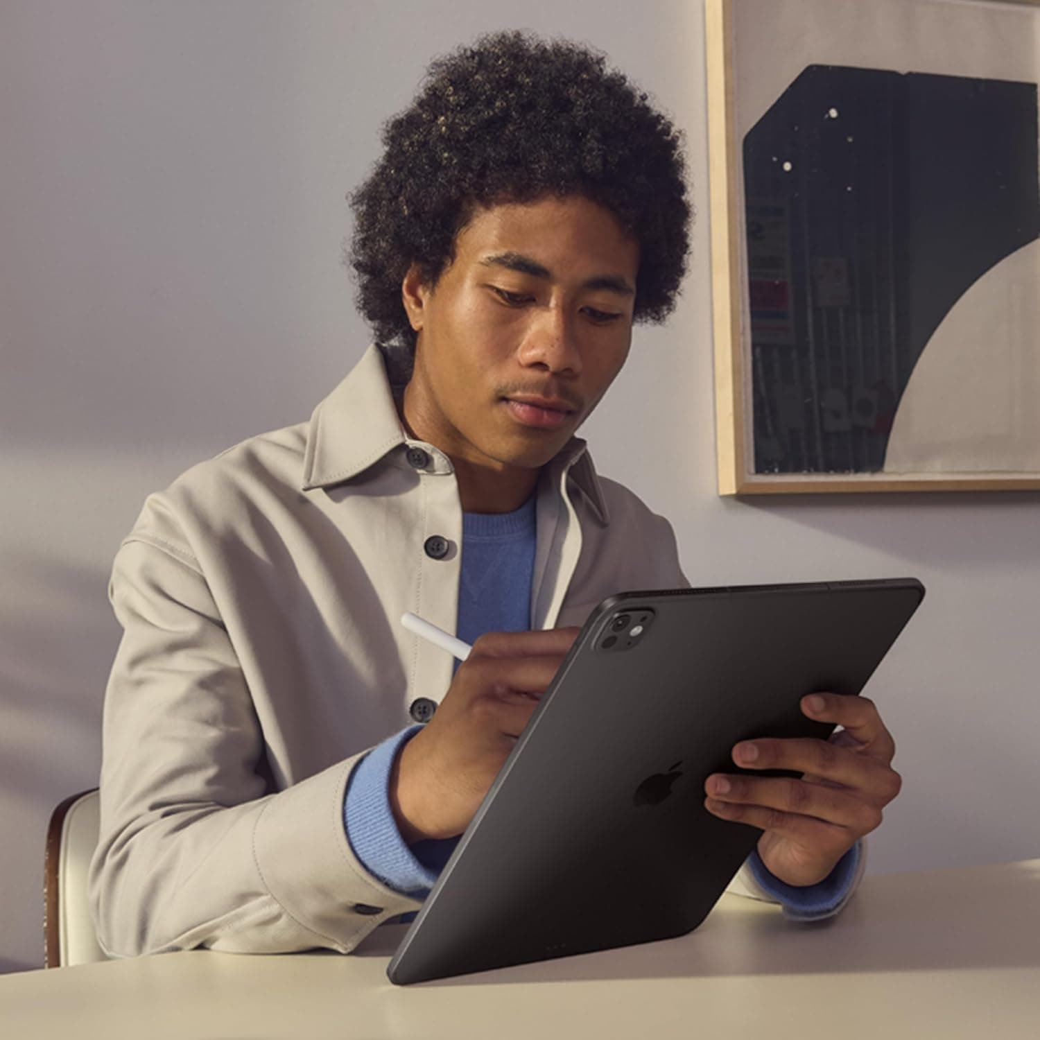 تبلت Apple iPad Pro 13 inch 256 GB مدل M5 مشکی فضایی تبلت Apple iPad Pro 13 inch 256 GB مدل M5 مشکی فضایی