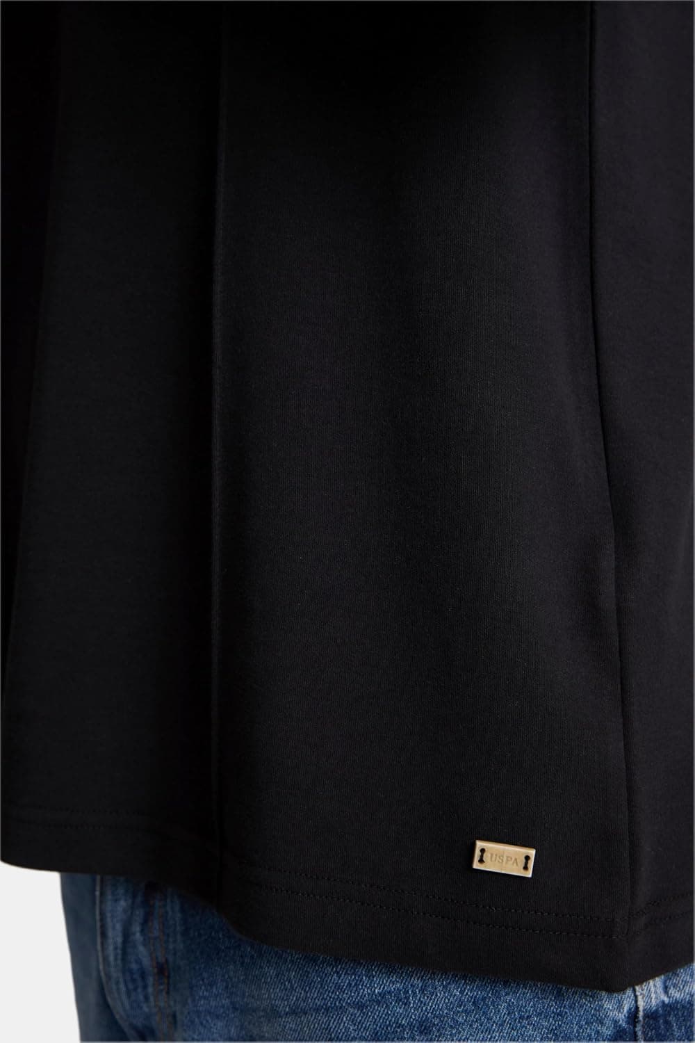 تیشرت مردانه U.S. POLO ASSN. نخی طوسی روشن یقه گرد جیب زیپدار مدل 50326947 VR001 تیشرت مردانه U.S. POLO ASSN. نخی طوسی روشن یقه گرد جیب زیپدار مدل 50326947 VR001