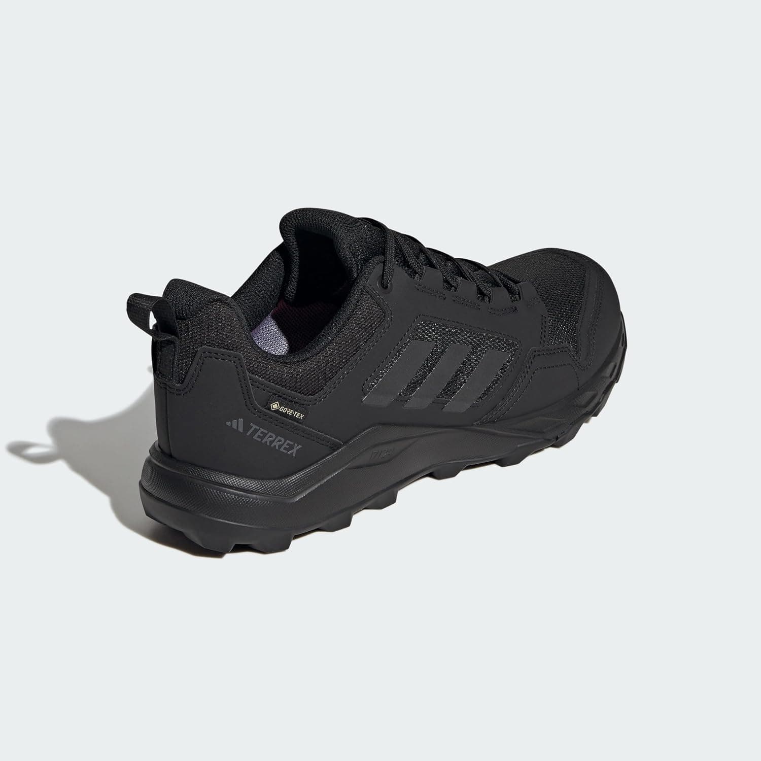 کفش کوهنوردی مردانه adidas TERREX TRACEROCKER 2 GTX کفش کوهنوردی مردانه adidas TERREX TRACEROCKER 2 GTX