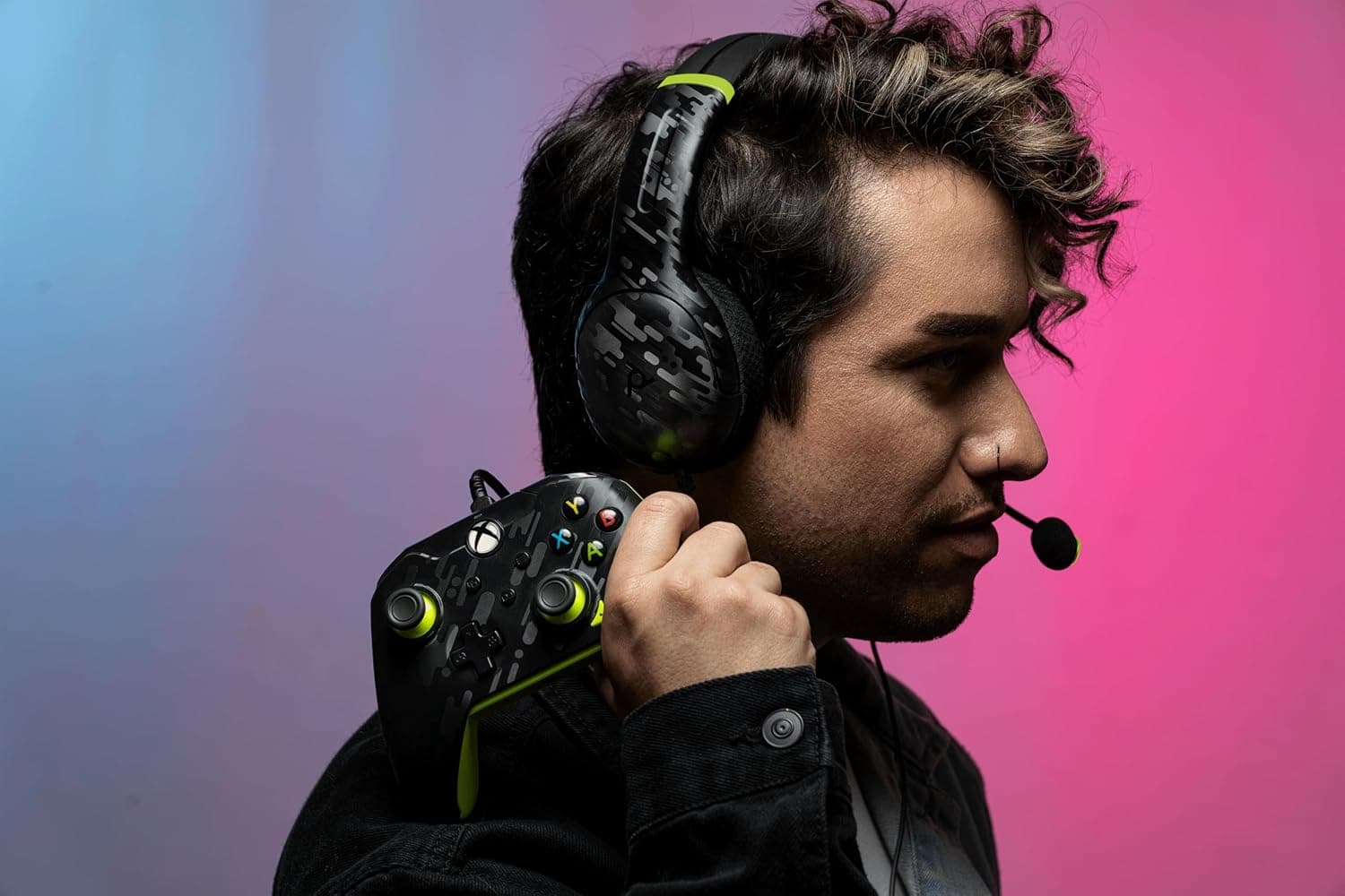دسته بازی سیمی PDP رنگ Electric Carbon برای Xbox Series X|S دسته بازی سیمی PDP رنگ Electric Carbon برای Xbox Series X|S