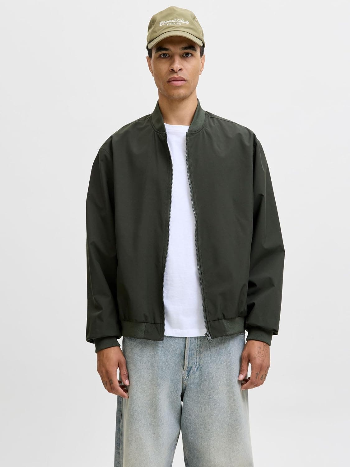 ژاکت بمبر مردانه JACK & JONES مدل Jjecharge ژاکت بمبر مردانه JACK & JONES مدل Jjecharge