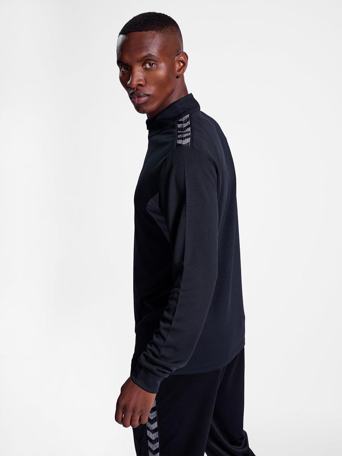 سوئیشرت مردانه hummel نیمزیپ مدل Hmlauthentic سوئیشرت مردانه hummel نیمزیپ مدل Hmlauthentic