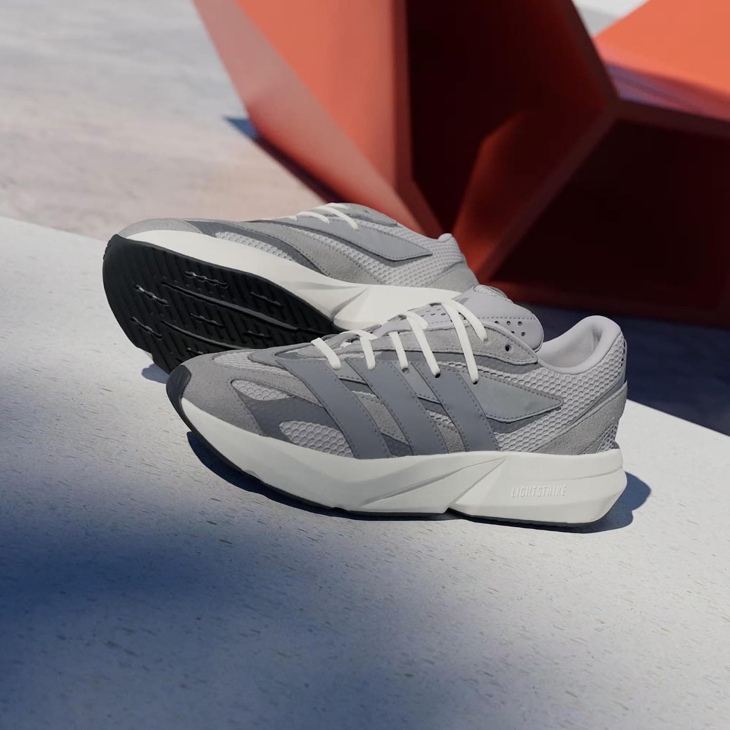 کفش روزمره مردانه adidas مدل Lightblaze کفش روزمره مردانه adidas مدل Lightblaze