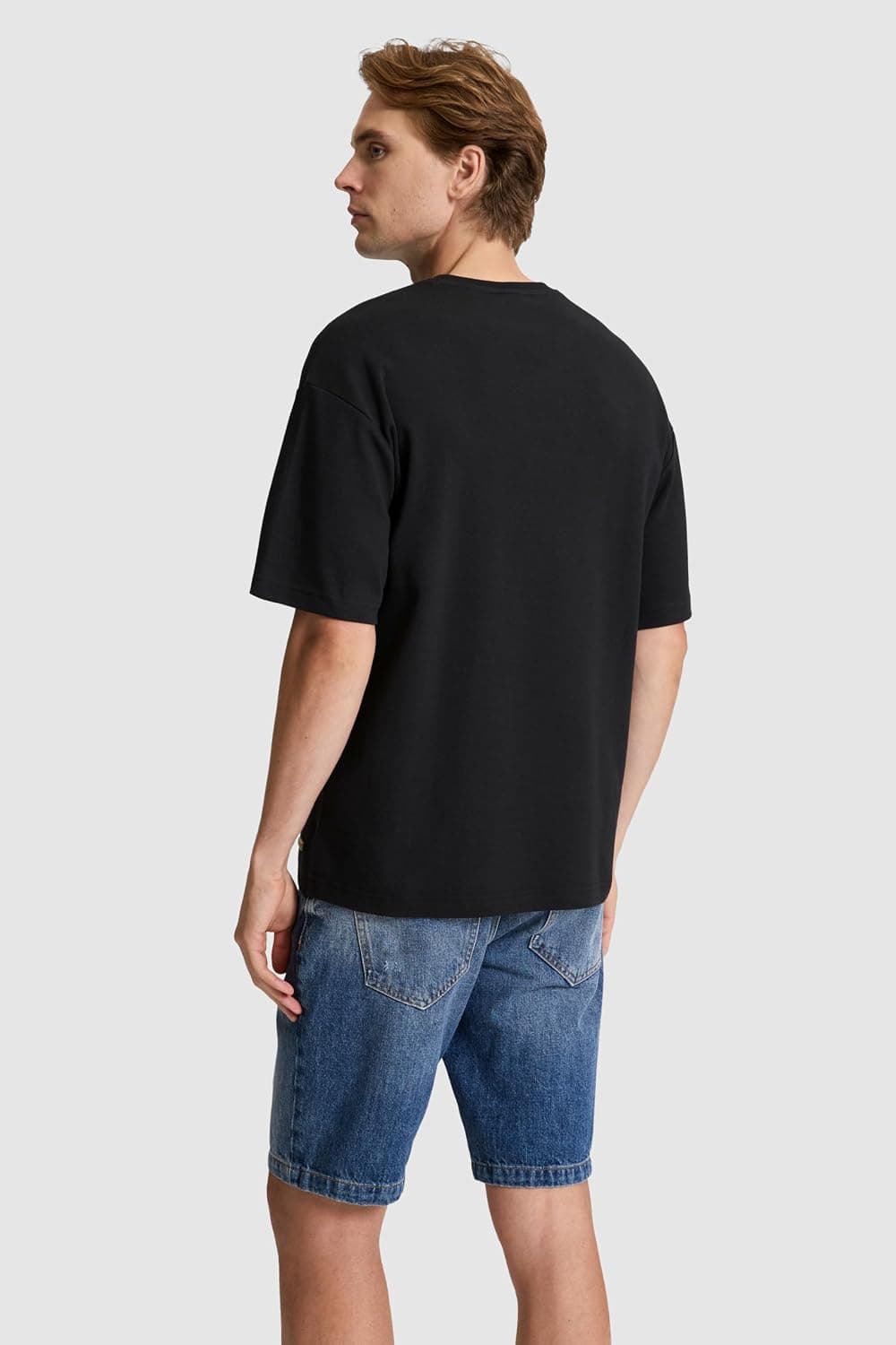 تیشرت مردانه U.S. POLO ASSN. نخی طوسی روشن یقه گرد جیب زیپدار مدل 50326947 VR001 تیشرت مردانه U.S. POLO ASSN. نخی طوسی روشن یقه گرد جیب زیپدار مدل 50326947 VR001