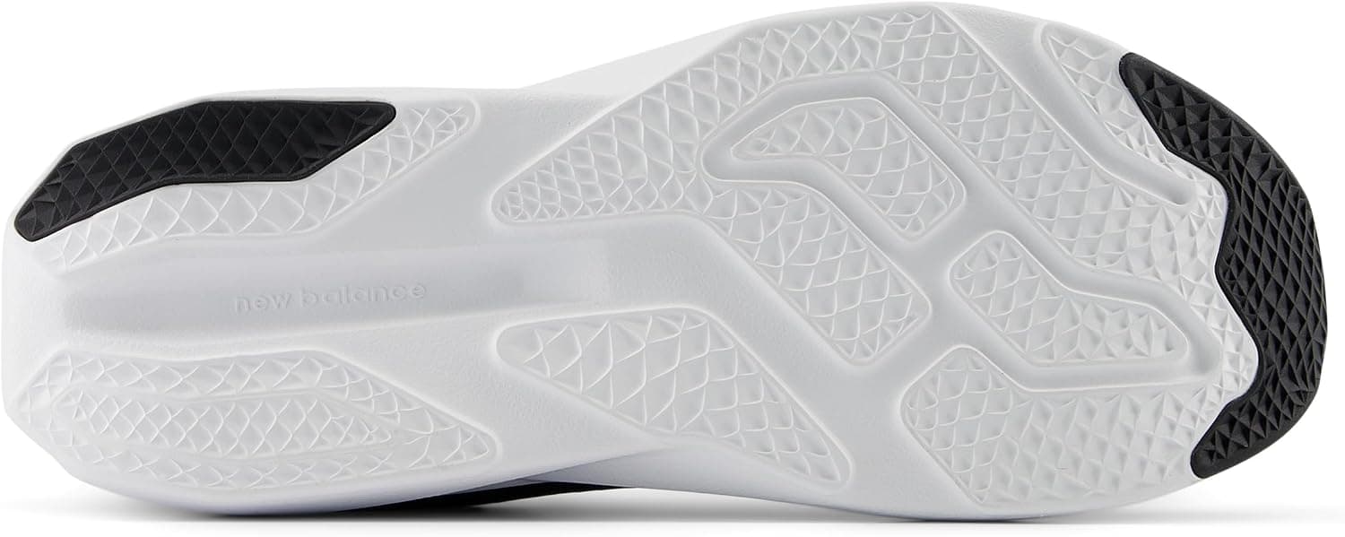 کفش پیادهروی مردانه New Balance مدل M413LK3 کفش پیادهروی مردانه New Balance مدل M413LK3