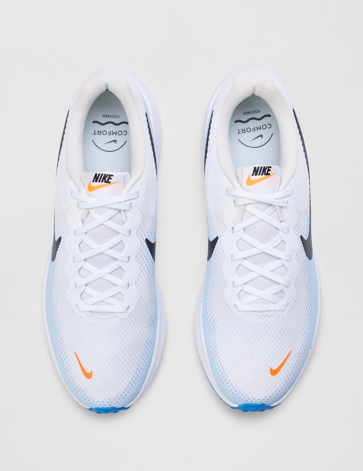 کفش اسنیکر مردانه Nike مدل Revolution 8 کفش اسنیکر مردانه Nike مدل Revolution 8