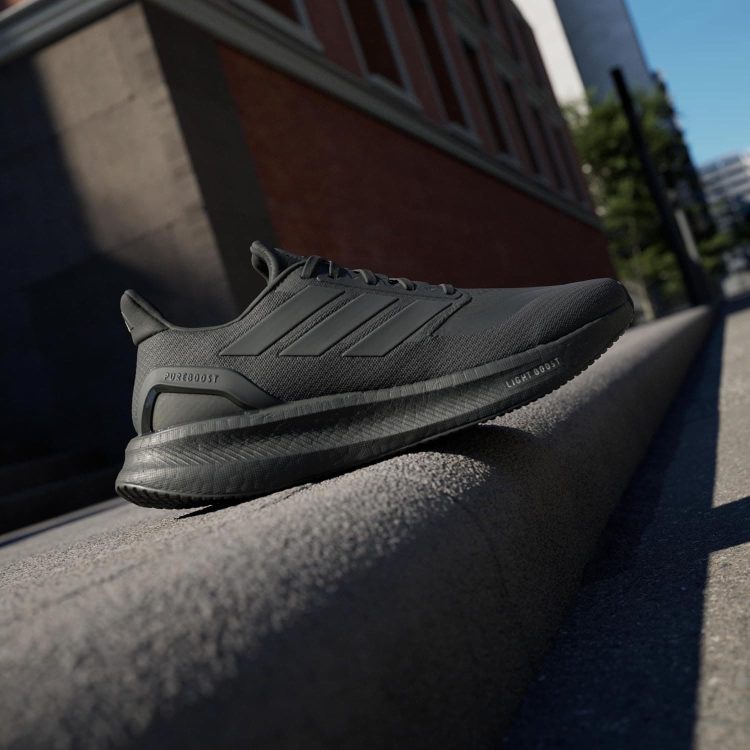 کفش دویدن مردانه و زنانه adidas مدل Pureboost 5 کفش دویدن مردانه و زنانه adidas مدل Pureboost 5