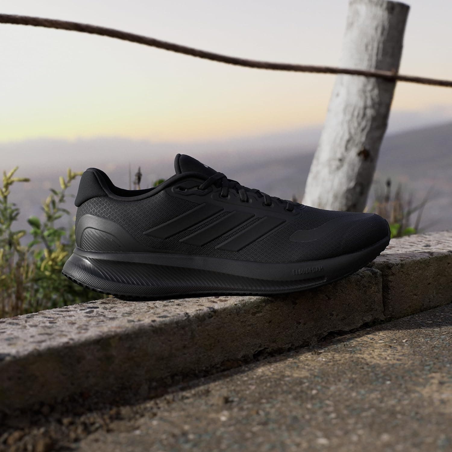 کفش مردانه adidas ساق کوتاه مدل RUNFALCON 5 کفش مردانه adidas ساق کوتاه مدل RUNFALCON 5