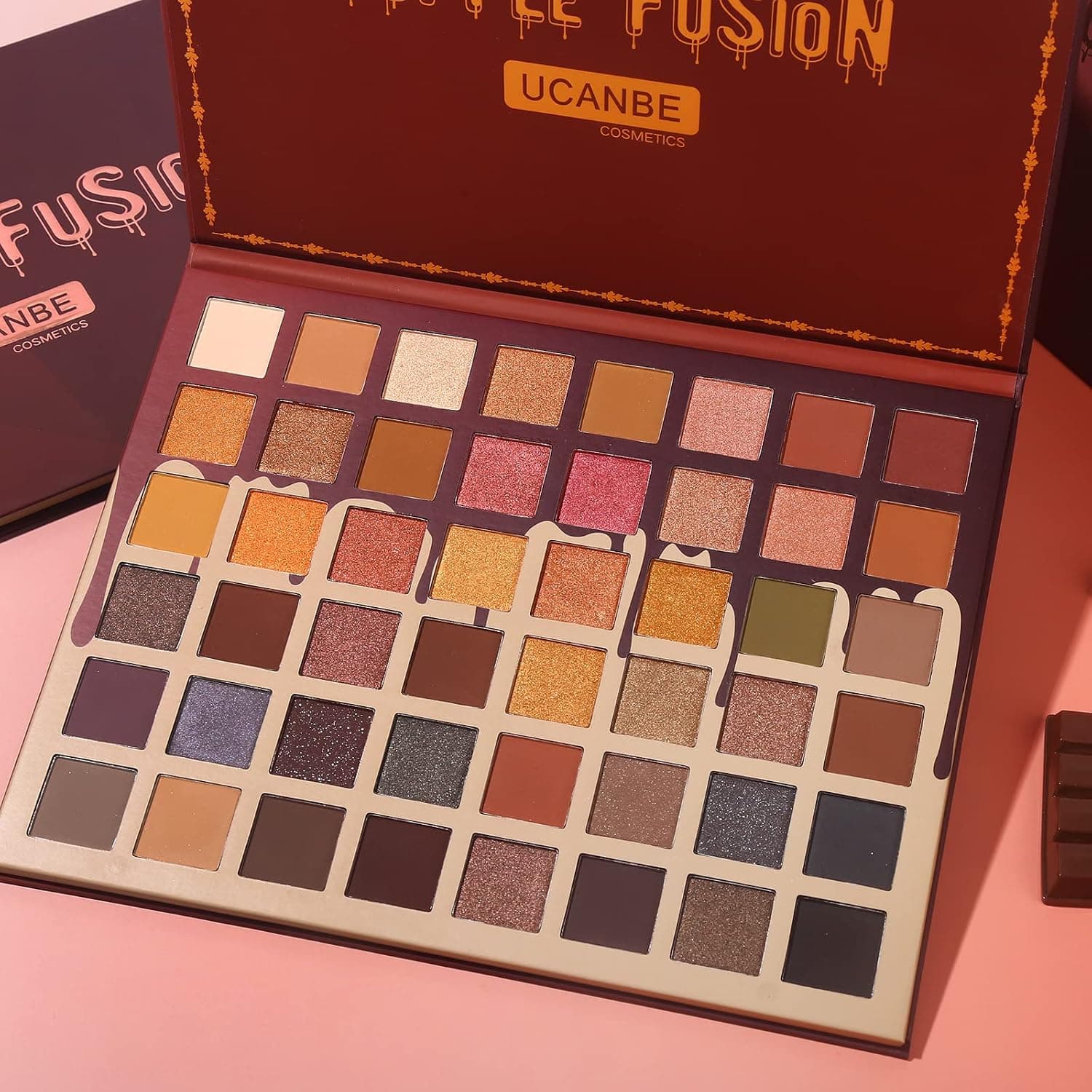 پالت سایه چشم دخترانه UCANBE مدل Toffee Fusion با ۴۸ رنگ خنثی پالت سایه چشم دخترانه UCANBE مدل Toffee Fusion با ۴۸ رنگ خنثی