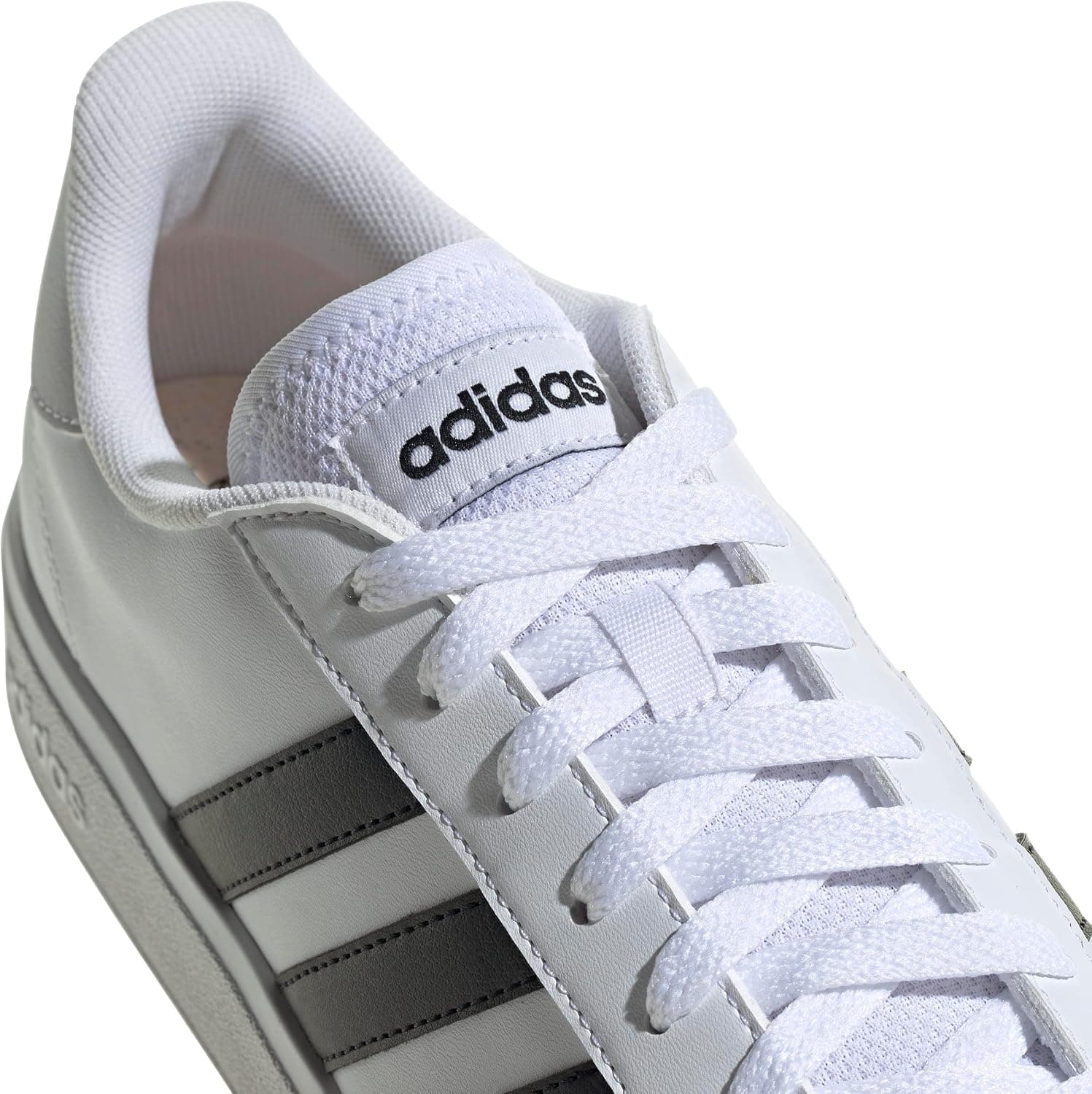 کفش ورزشی مردانه adidas مدل Grand Court Base 2.0 کفش ورزشی مردانه adidas مدل Grand Court Base 2.0