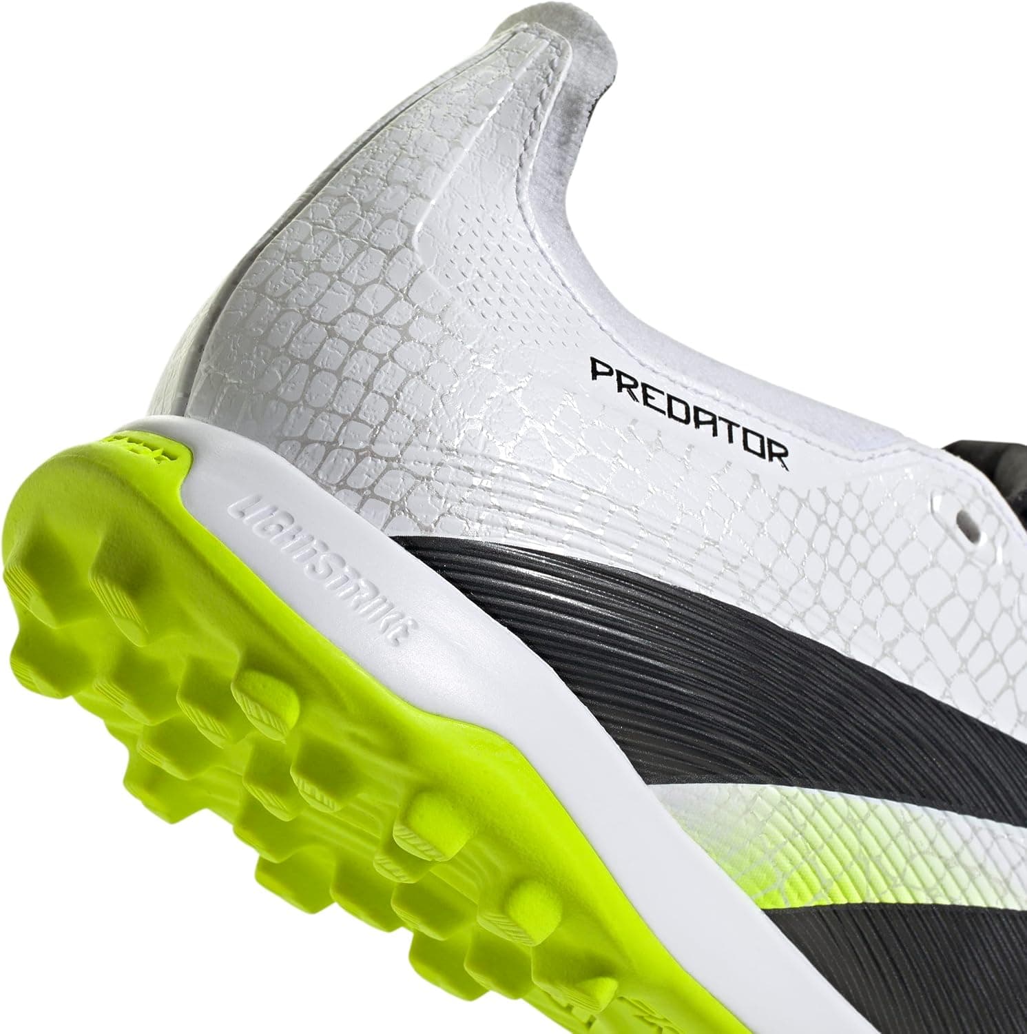 کفش چمن مصنوعی بزرگسالان adidas با زبانه تاشو مدل Predator League کفش چمن مصنوعی بزرگسالان adidas با زبانه تاشو مدل Predator League