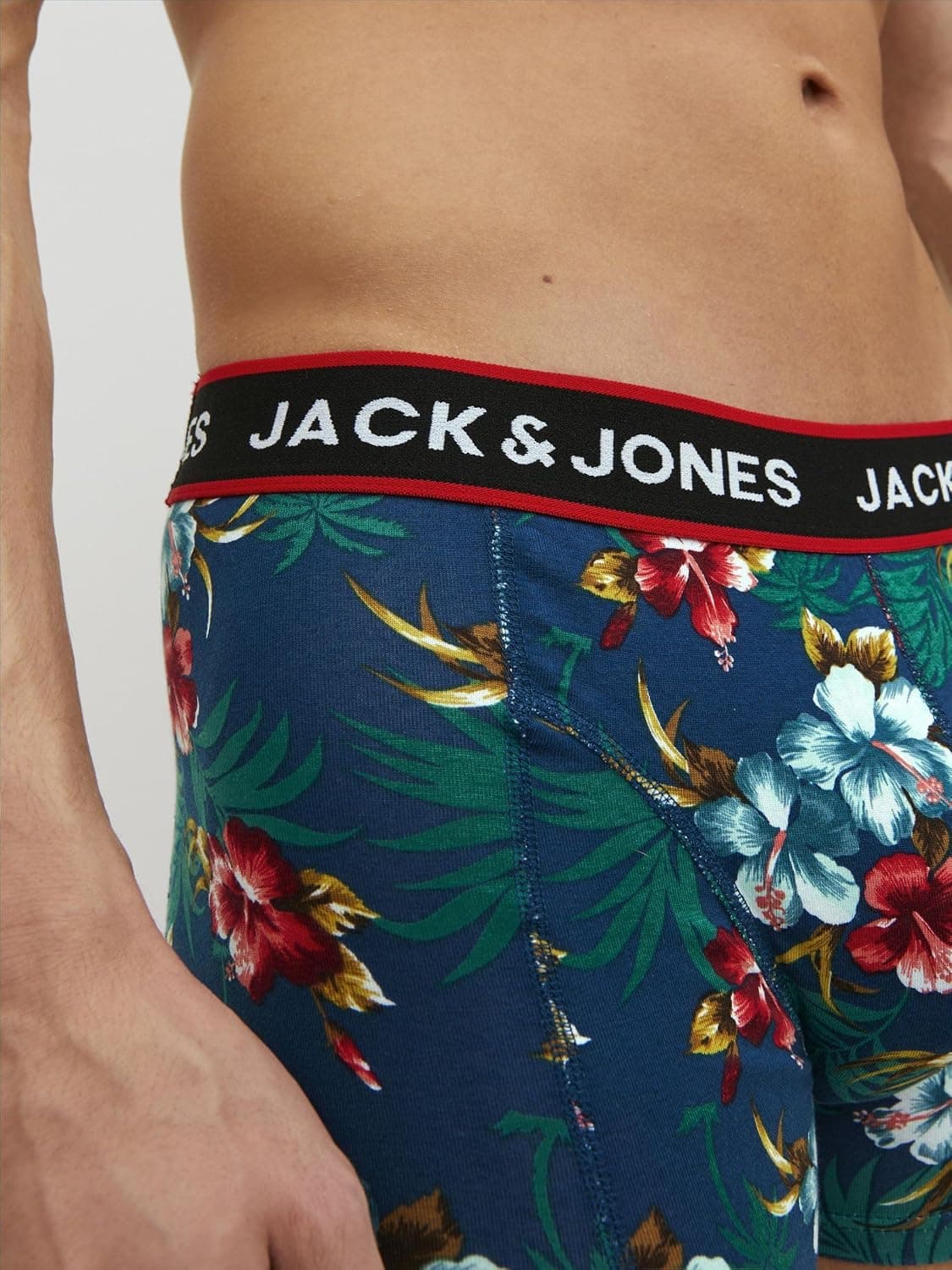باکسر مردانه JACK & JONES بسته 3 عددی باکسر مردانه JACK & JONES بسته 3 عددی