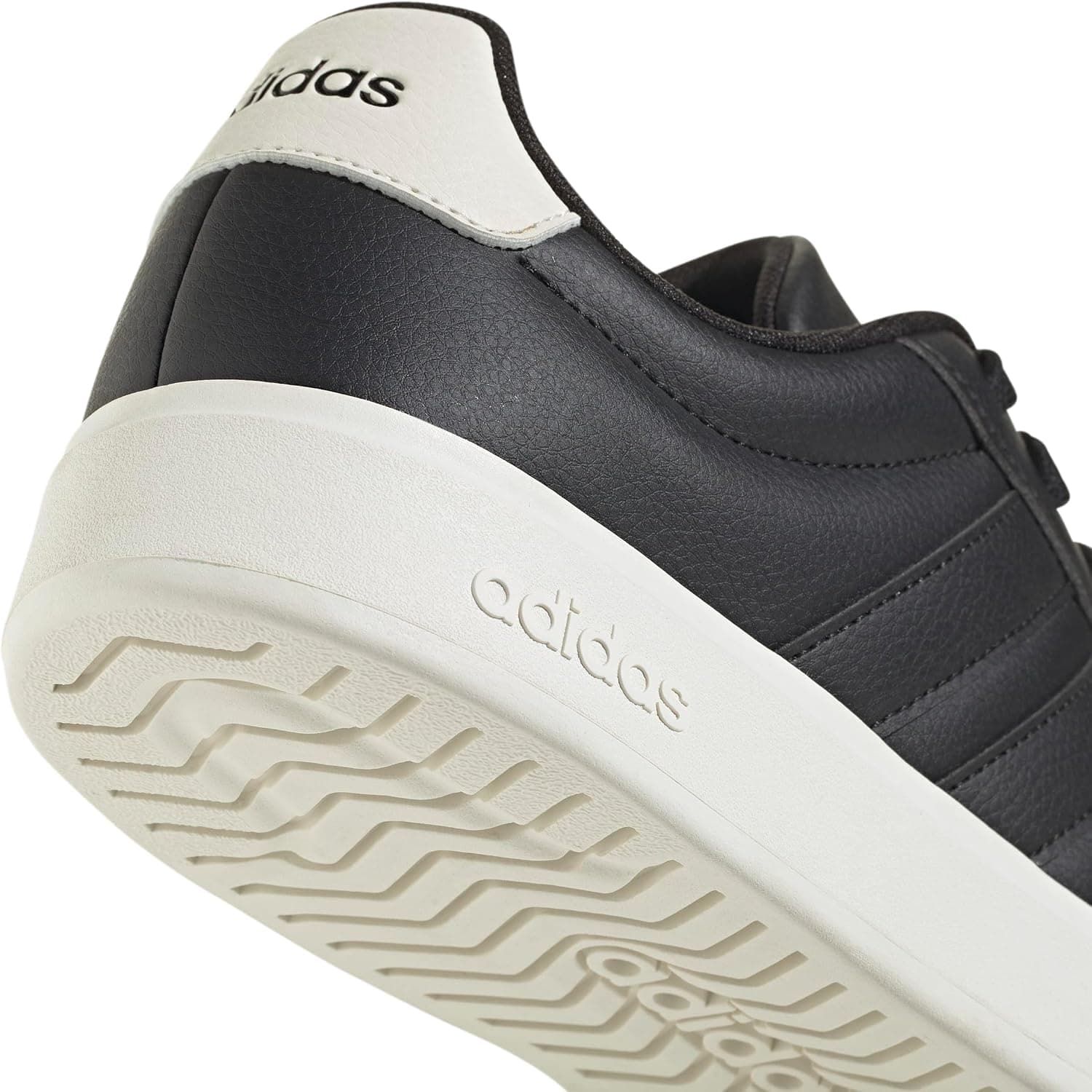 کفش اسنیکر مردانه adidas سفید Streettalk مدل JP8279 کفش اسنیکر مردانه adidas سفید Streettalk مدل JP8279