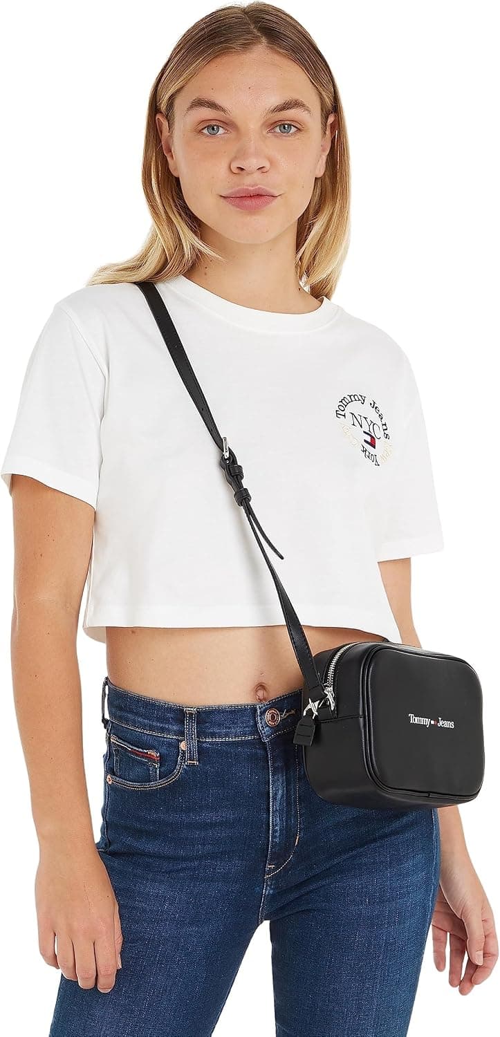 کیف کراساوور زنانه Tommy Jeans مدل TJW CAMERA BAG کیف کراساوور زنانه Tommy Jeans مدل TJW CAMERA BAG