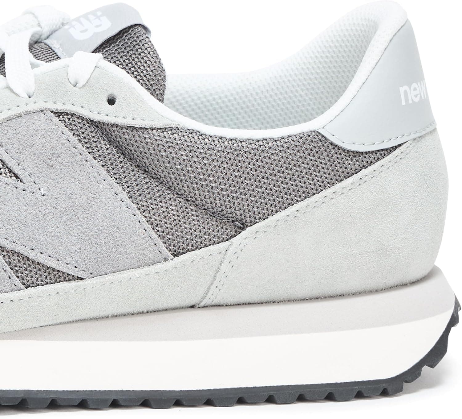 کتانی مردانه New Balance مدل 237 کتانی مردانه New Balance مدل 237