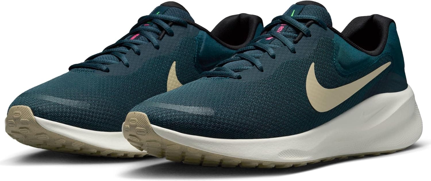 کفش دویدن مردانه Nike Revolution 7 رنگی مدل FB2207-407 کفش دویدن مردانه Nike Revolution 7 رنگی مدل FB2207-407