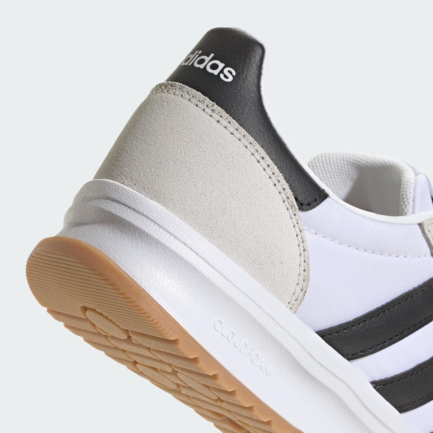 کفش اسنیکر زنانه adidas Run 70s 2.0 سفید مدل IH8594 کفش اسنیکر زنانه adidas Run 70s 2.0 سفید مدل IH8594
