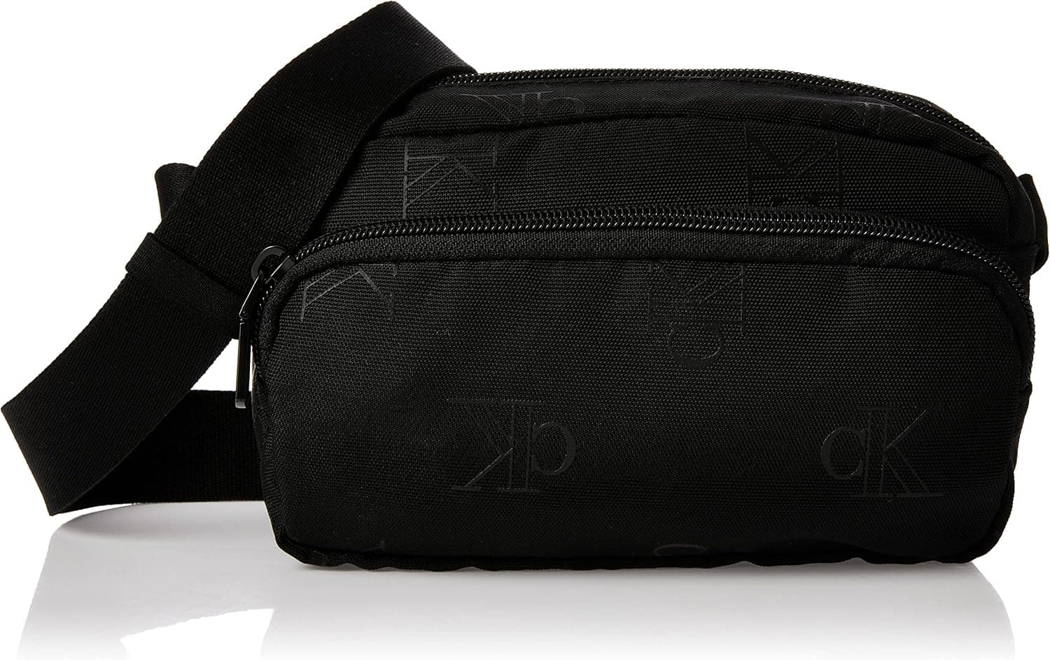 کیف دستی دوشی مردانه Calvin Klein مدل Essential Crossover کیف دستی دوشی مردانه Calvin Klein مدل Essential Crossover