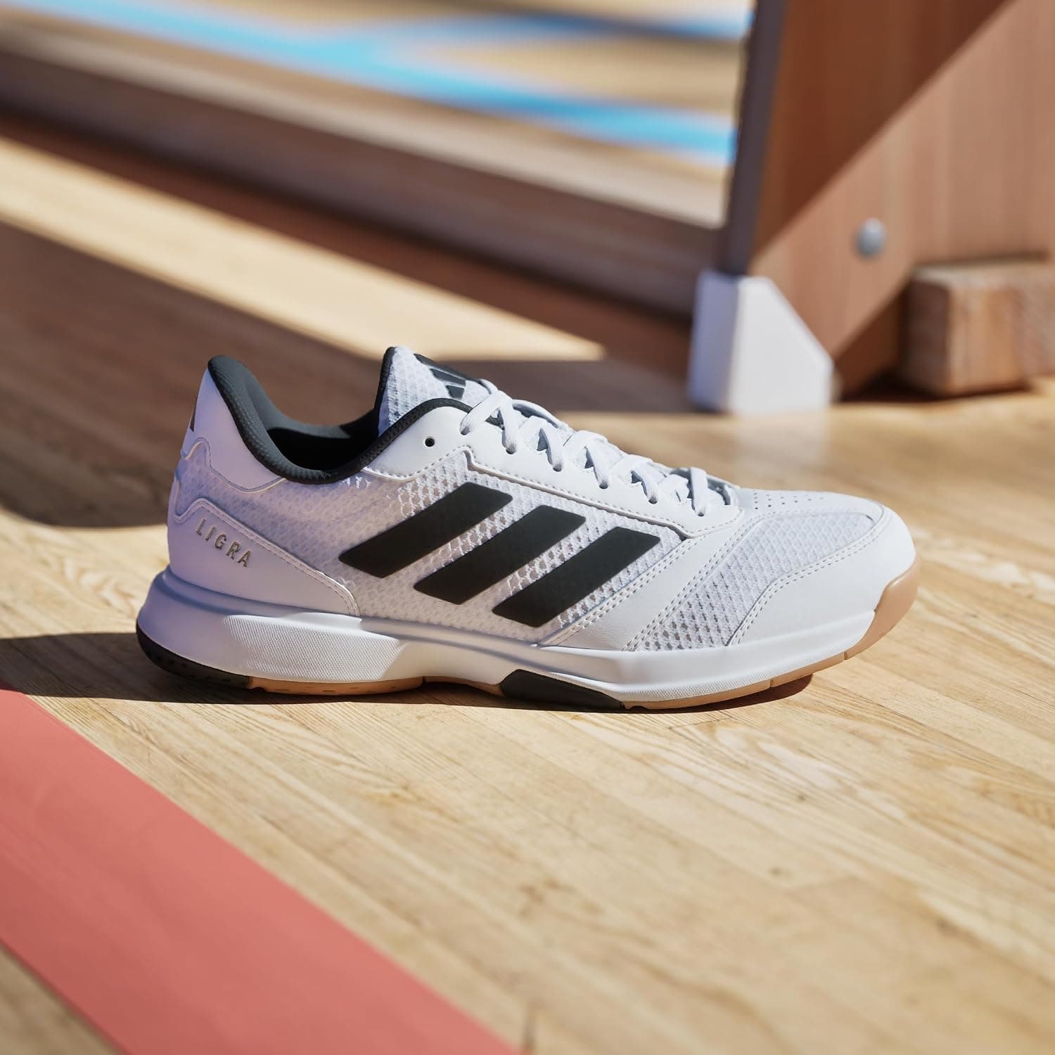 کفش سالنی مردانه adidas مدل Ligra 8 کفش سالنی مردانه adidas مدل Ligra 8