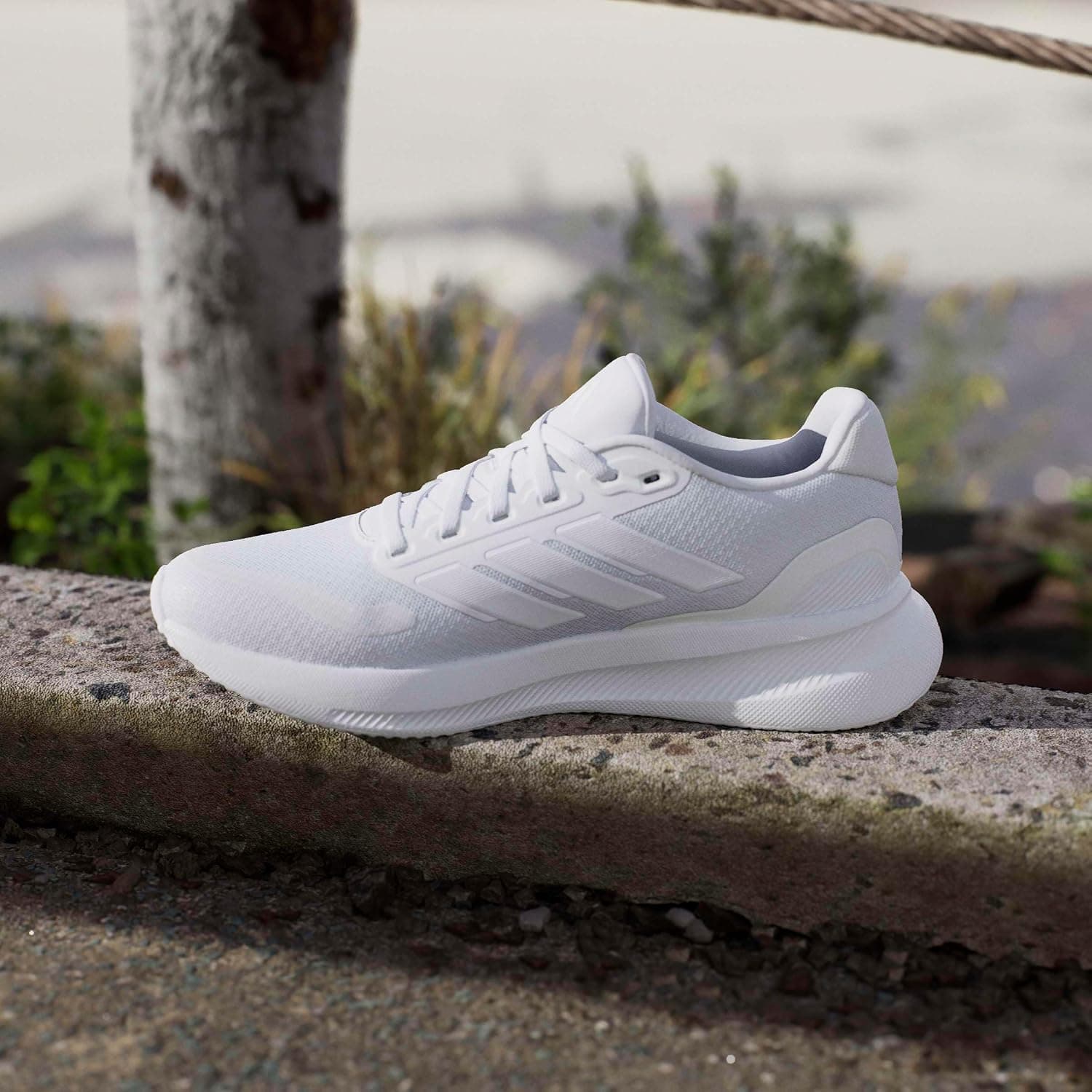 کفش پیادهروی زنانه adidas مدل RUNFALCON 5 W کفش پیادهروی زنانه adidas مدل RUNFALCON 5 W
