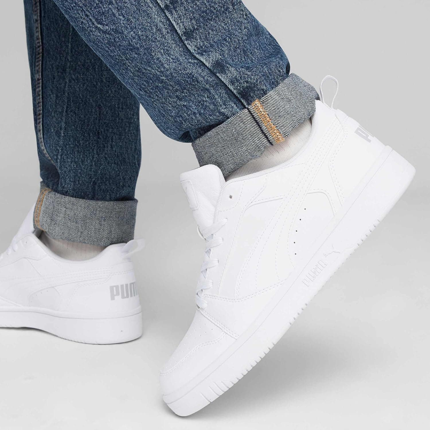 کفش اسنیکرز یونیسکس PUMA Rebound V6 Low کفش اسنیکرز یونیسکس PUMA Rebound V6 Low