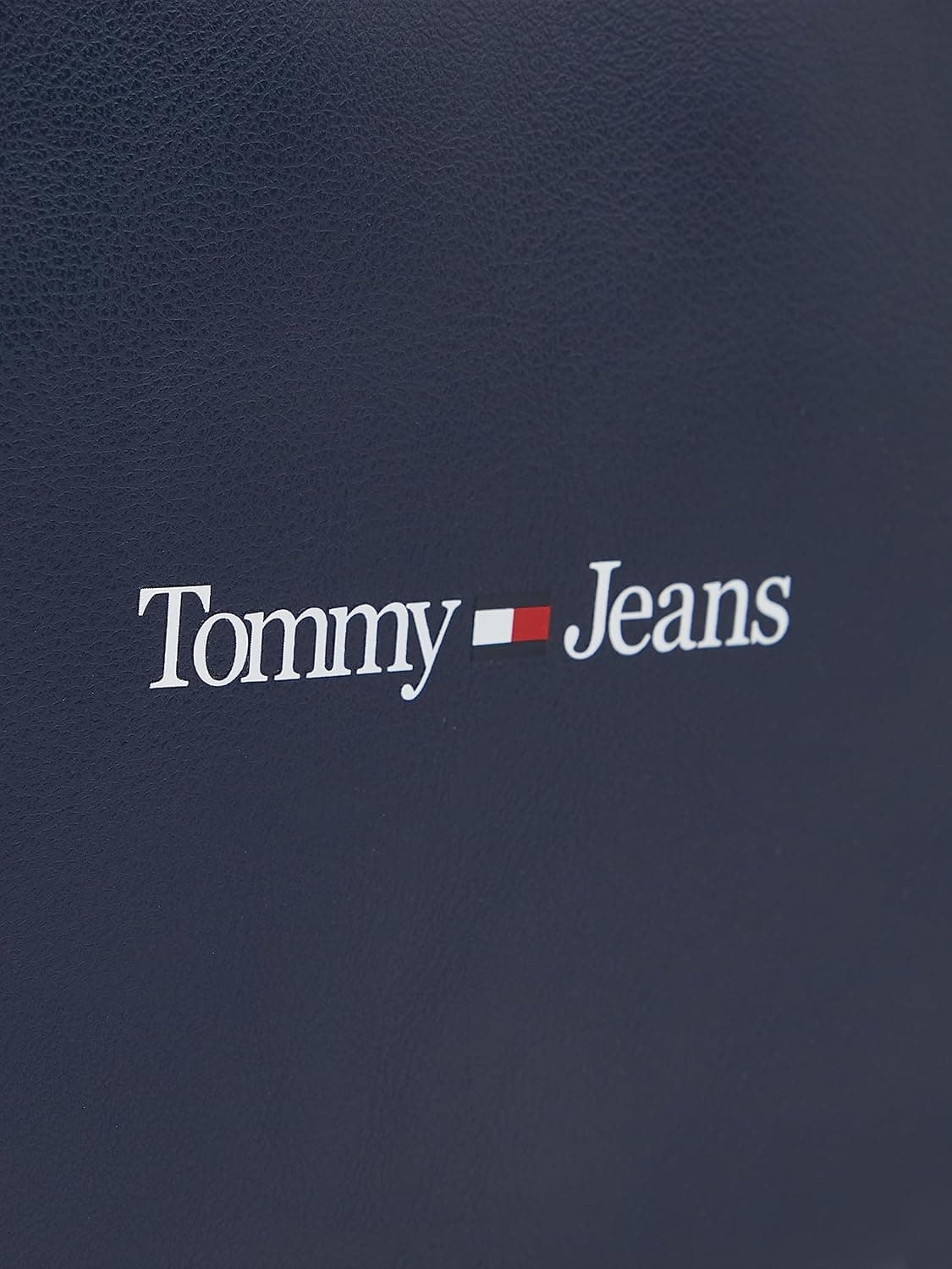 کیف زنانه Tommy Jeans مدل TJW CAMERA BAG Crossovers کیف زنانه Tommy Jeans مدل TJW CAMERA BAG Crossovers