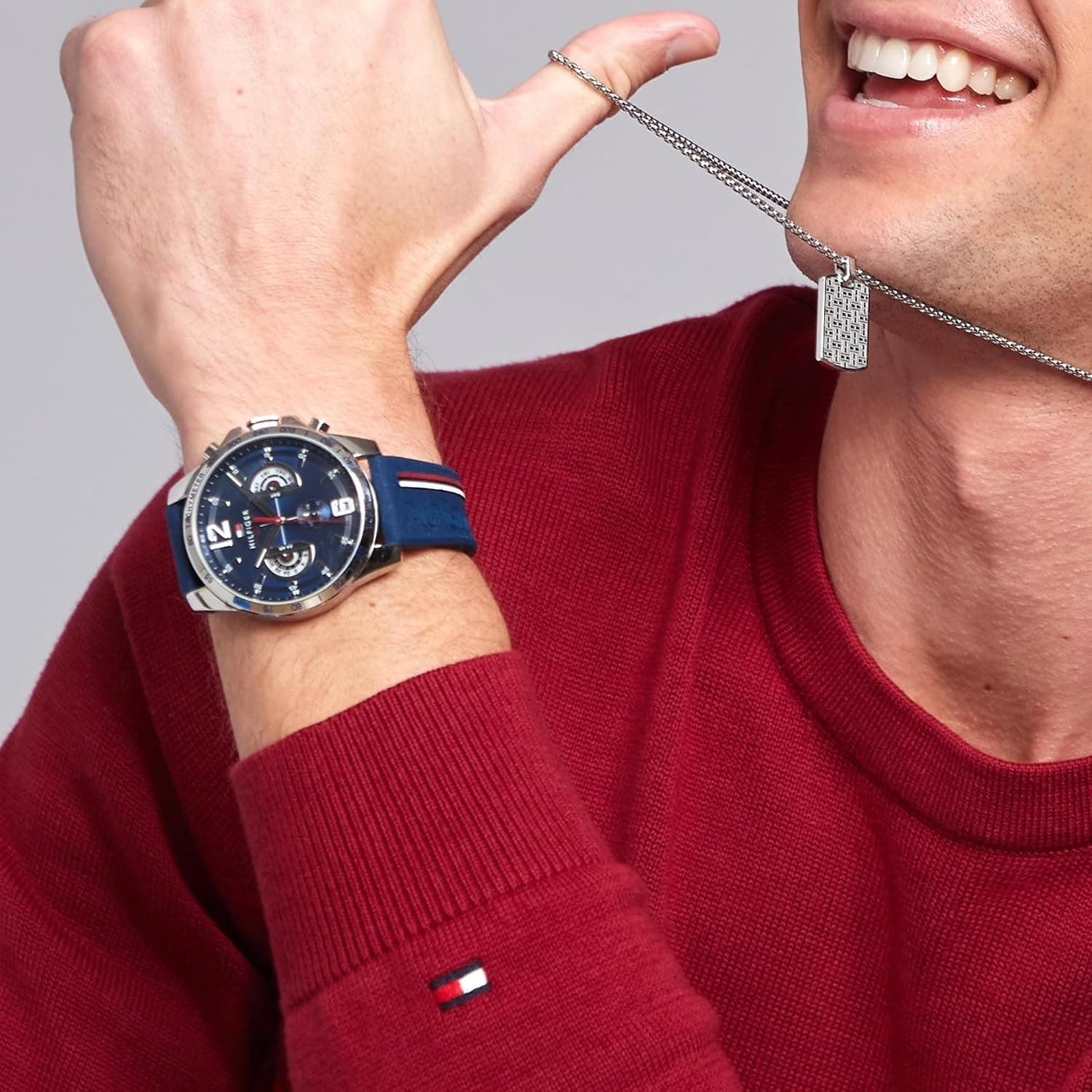 ساعت مچی مردانه Tommy Hilfiger کوارتز مولتیفانکشن بند سیلیکونی ضد آب 5ATM ساعت مچی مردانه Tommy Hilfiger کوارتز مولتیفانکشن بند سیلیکونی ضد آب 5ATM