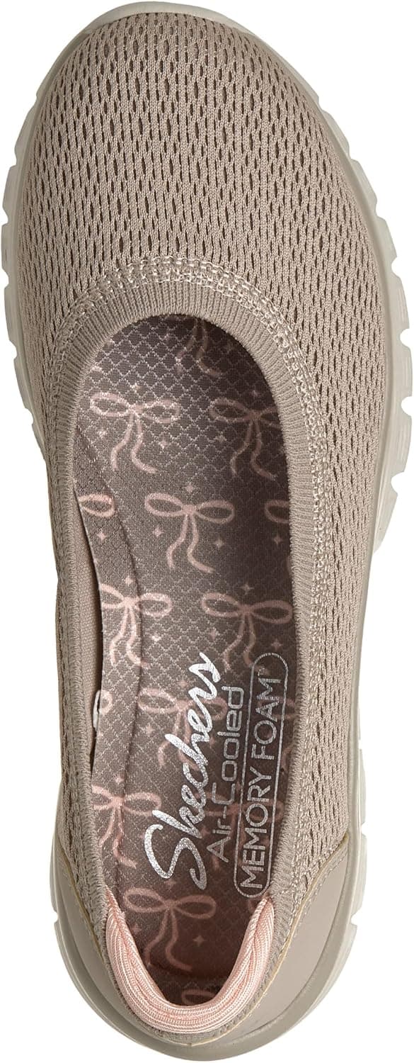 کفش زنانه Skechers مدل GRACEFUL کفش زنانه Skechers مدل GRACEFUL