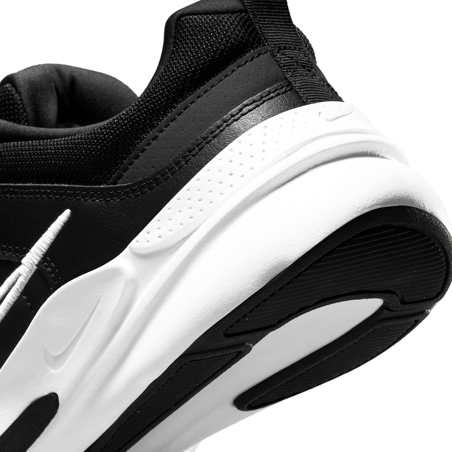 کفش مردانه Nike مدل DEFYALLDAY کفش مردانه Nike مدل DEFYALLDAY