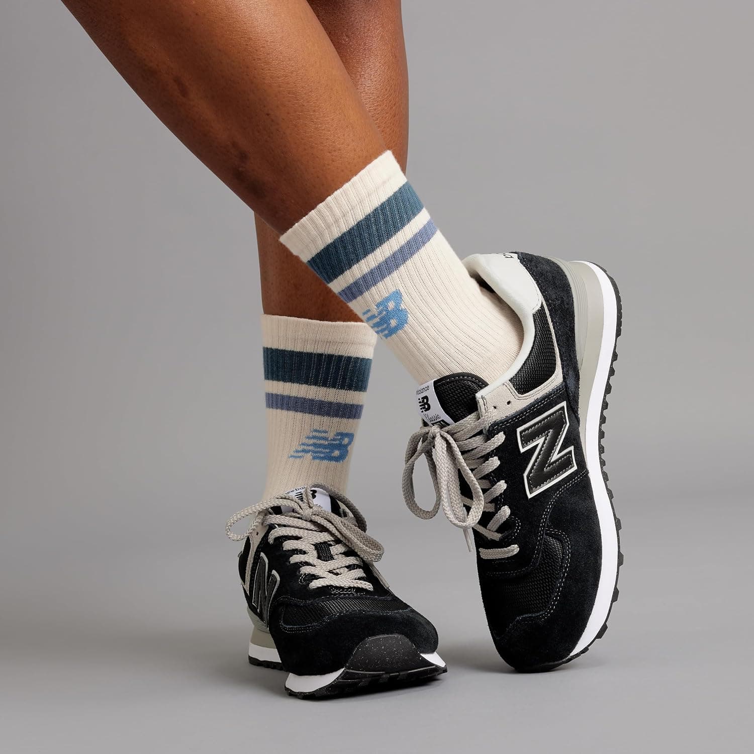 کفش اسپرت یونیسکس New Balance مدل 574 کفش اسپرت یونیسکس New Balance مدل 574