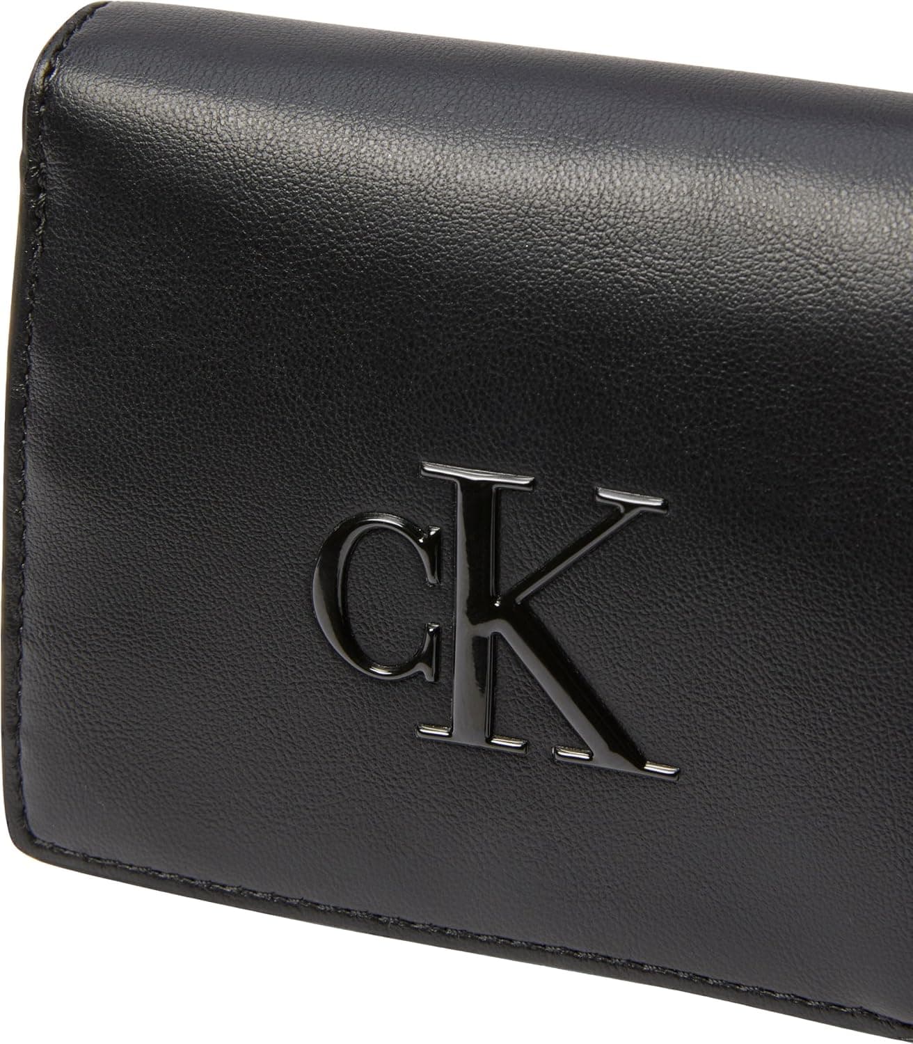 کیف پول زنانه Calvin Klein مدل BOLD CK MEDIUM BIFOLD مشکی کیف پول زنانه Calvin Klein مدل BOLD CK MEDIUM BIFOLD مشکی