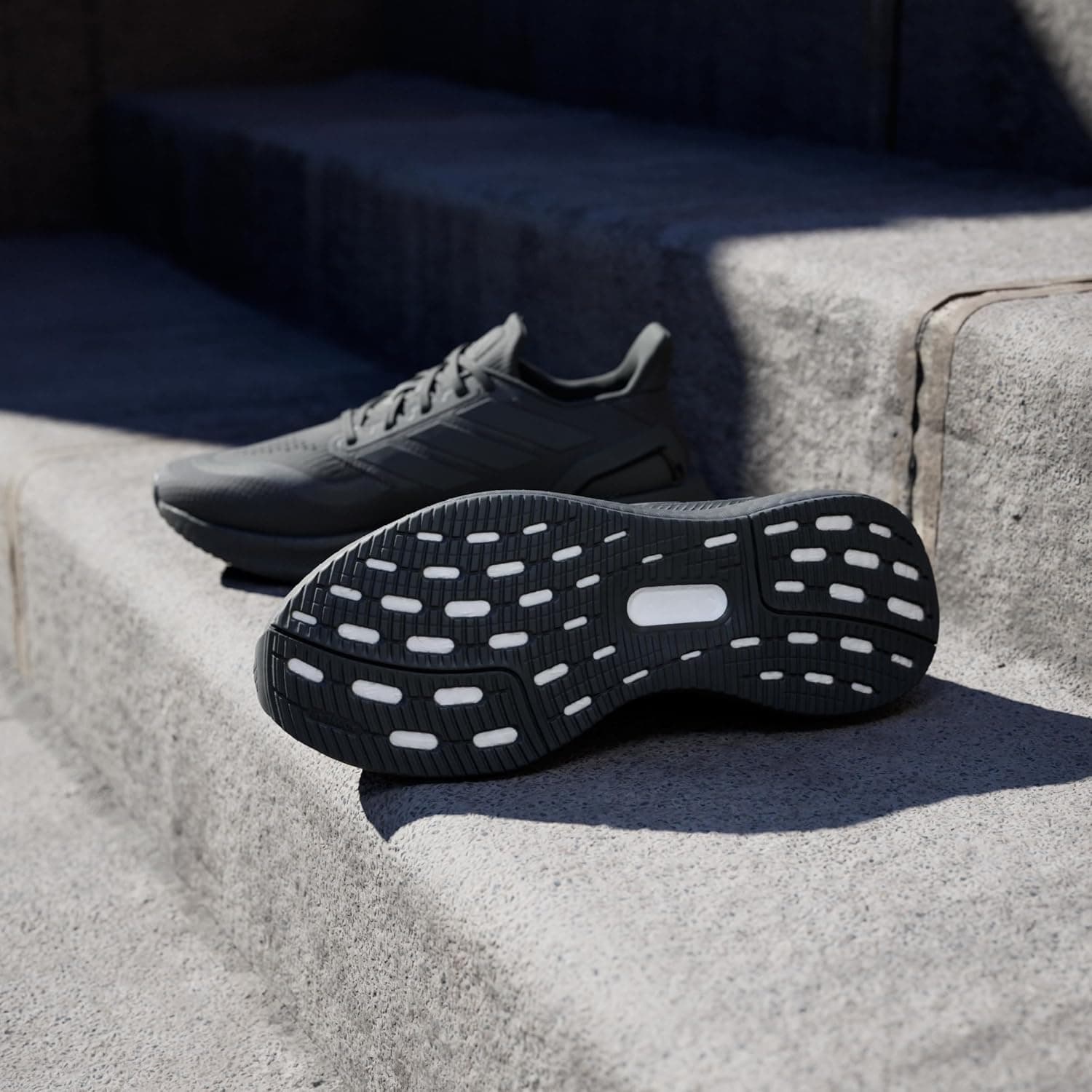 کفش دویدن مردانه و زنانه adidas مدل Pureboost 5 کفش دویدن مردانه و زنانه adidas مدل Pureboost 5