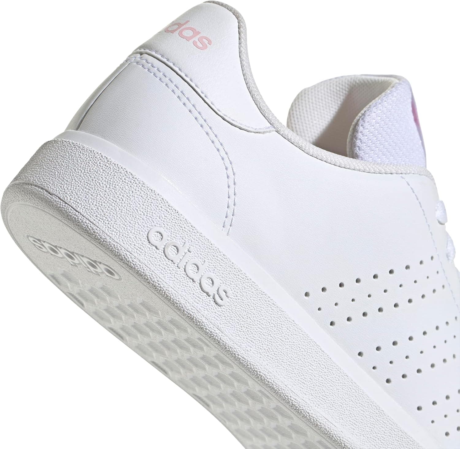 کفش زنانه adidas کوتاه غیرفوتبالی مدل ADVANTAGE BASE 2.0 کفش زنانه adidas کوتاه غیرفوتبالی مدل ADVANTAGE BASE 2.0