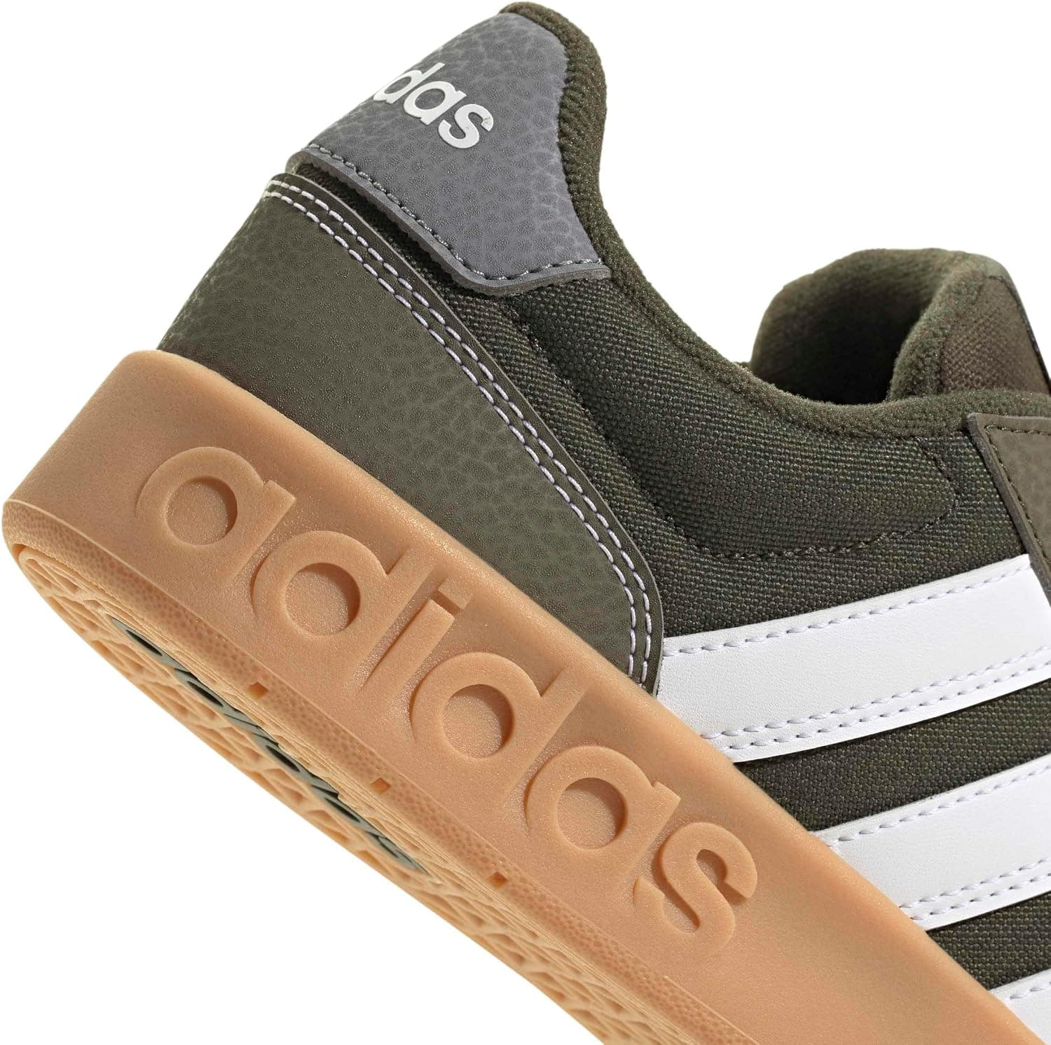 کفش ورزشی یونیسکس بزرگسال adidas مدل BREAKBASE J کفش ورزشی یونیسکس بزرگسال adidas مدل BREAKBASE J