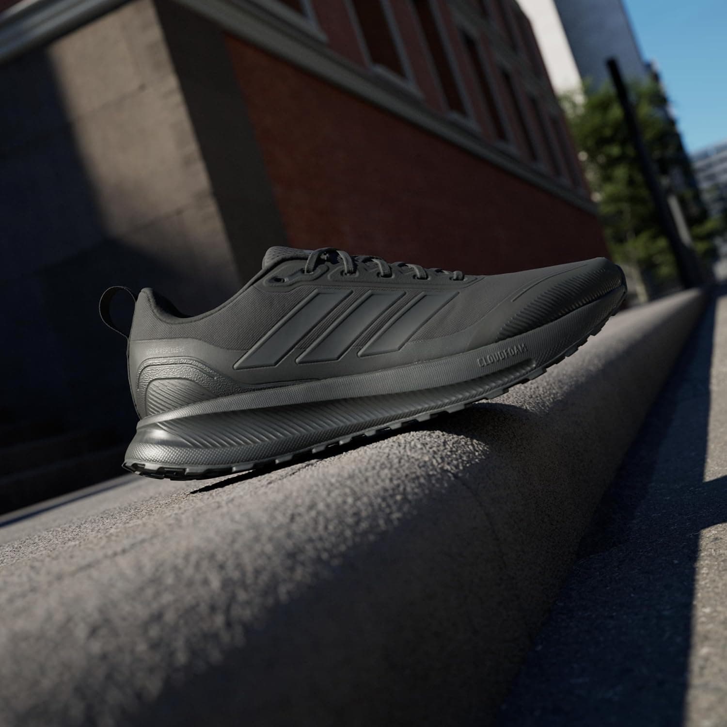 کفش دویدن مردانه adidas مدل Runfalcon 5 TR کفش دویدن مردانه adidas مدل Runfalcon 5 TR