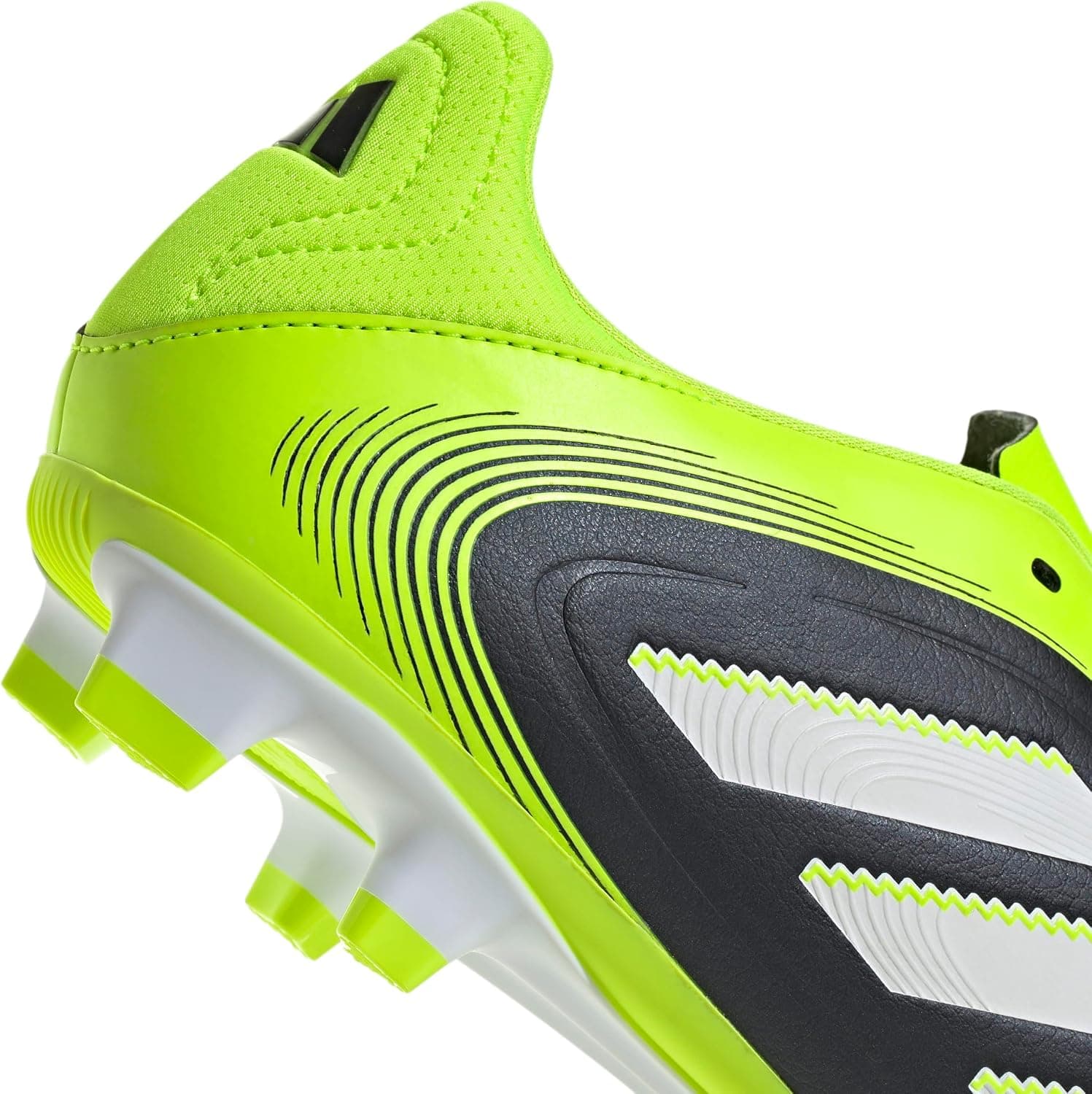 کفش فوتبال یونیسکس adidas مدل Copa Pure 3 Club برای زمین چمن طبیعی و مصنوعی کفش فوتبال یونیسکس adidas مدل Copa Pure 3 Club برای زمین چمن طبیعی و مصنوعی