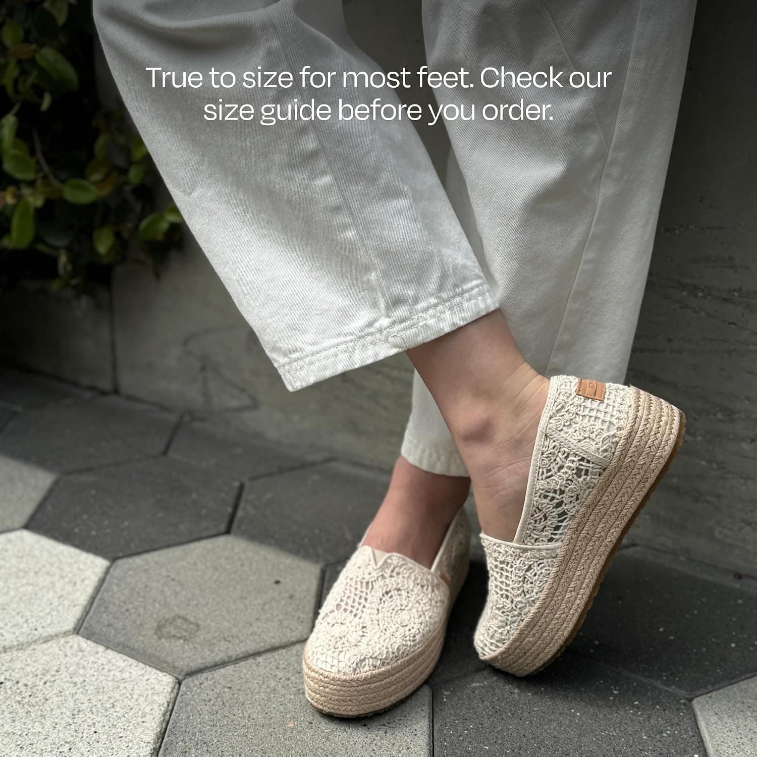 صندل زنانه پلتفرم TOMS مدل VALENCIA صندل زنانه پلتفرم TOMS مدل VALENCIA