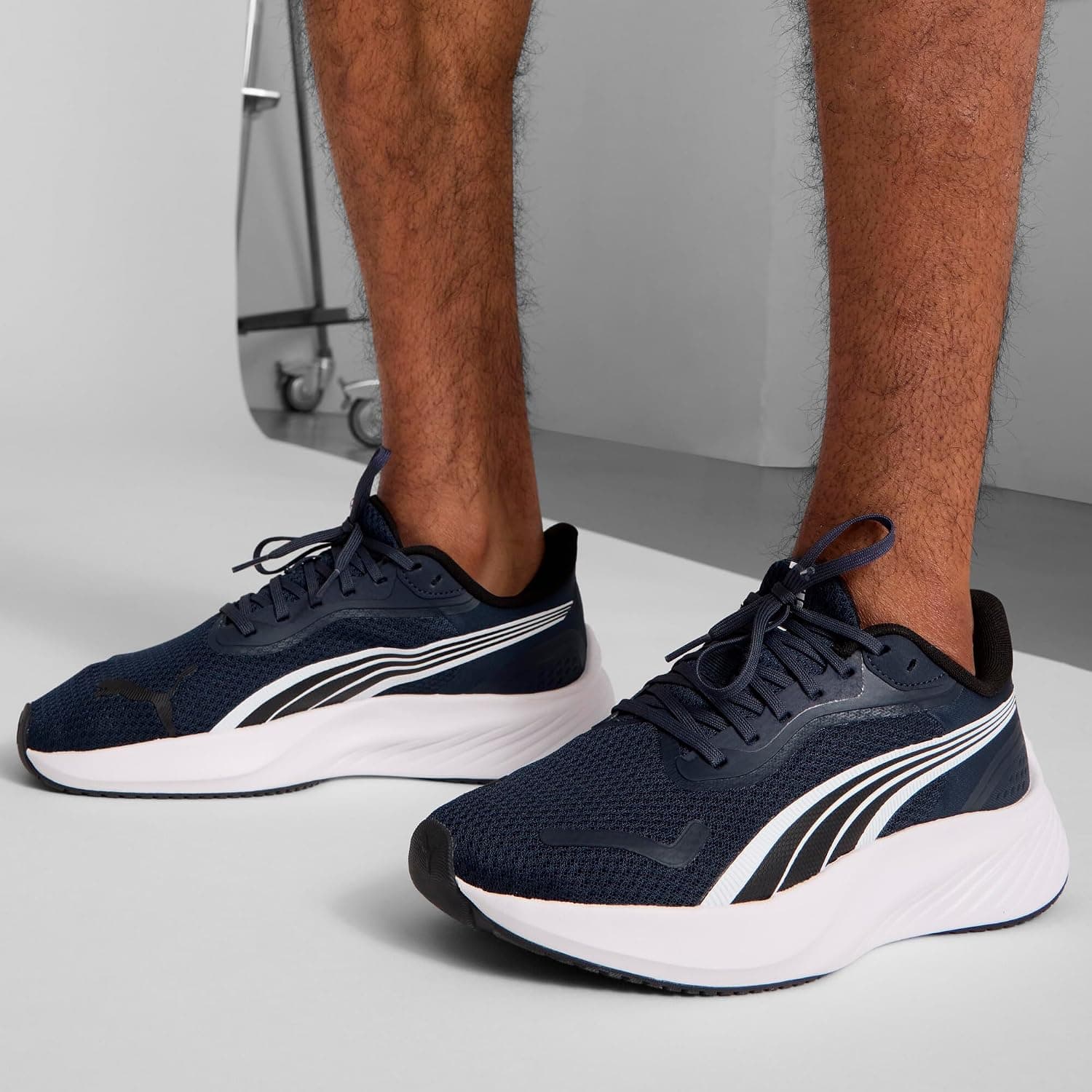 کفش دویدن جادهای بزرگسال یونیسکس PUMA مدل Pounce Lite کفش دویدن جادهای بزرگسال یونیسکس PUMA مدل Pounce Lite