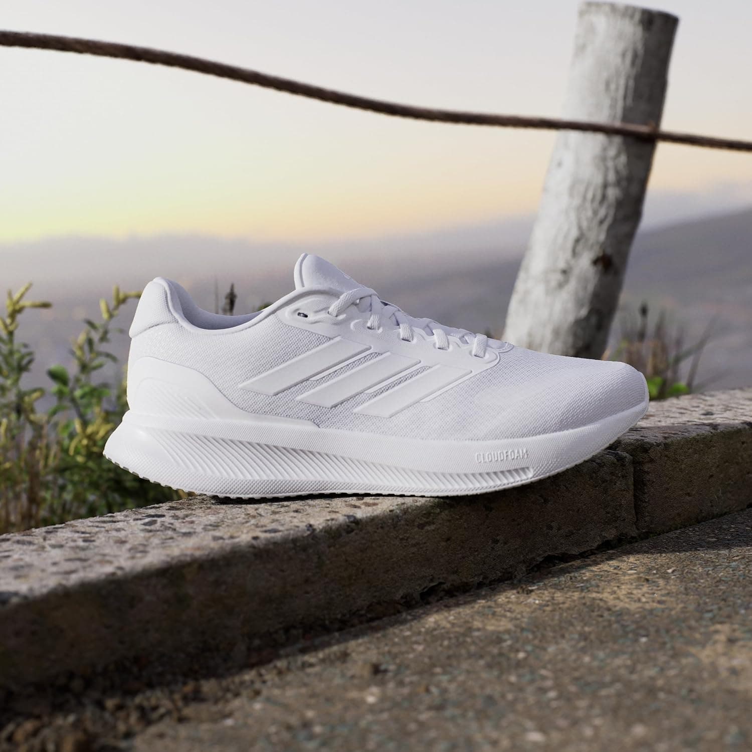 کفش ورزشی مردانه adidas مدل RUNFALCON 5 کفش ورزشی مردانه adidas مدل RUNFALCON 5