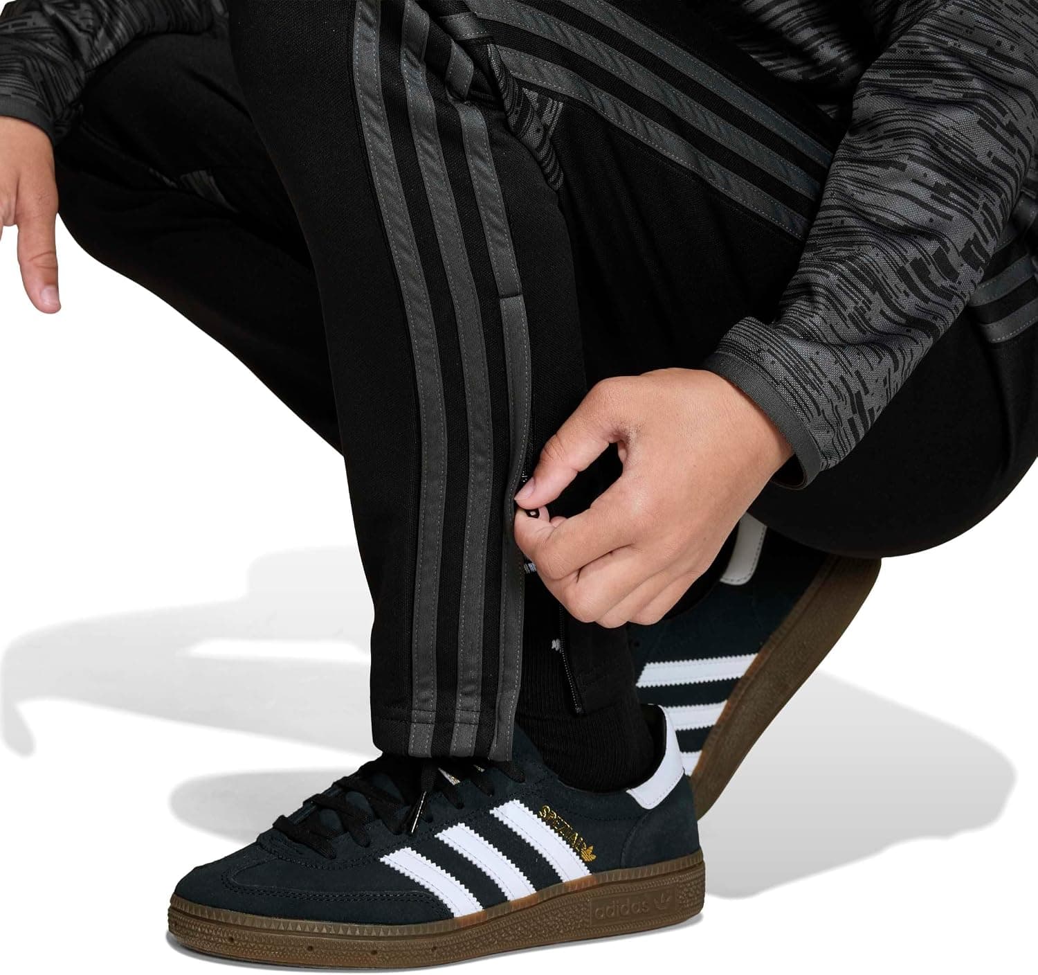 شلوار تمرینی بچگانه adidas مدل TIRO25 ESSENTIALS شلوار تمرینی بچگانه adidas مدل TIRO25 ESSENTIALS