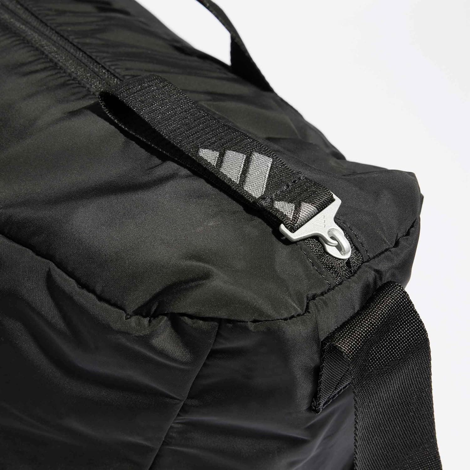 ساک ورزشی زنانه adidas مدل SP BAG مشکی/نقرهای ساک ورزشی زنانه adidas مدل SP BAG مشکی/نقرهای