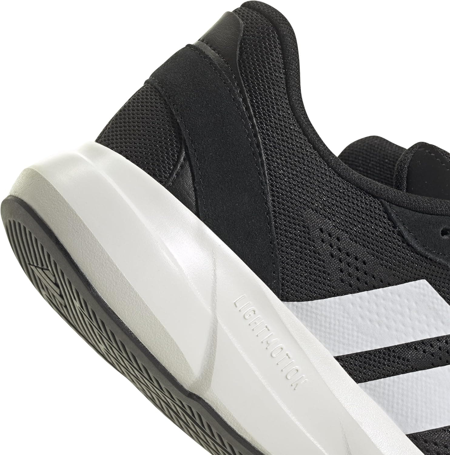 کفش مردانه adidas زیره کم غیر فوتبالی مدل LIGHTSHIFT مشکی 22 2/3 کفش مردانه adidas زیره کم غیر فوتبالی مدل LIGHTSHIFT مشکی 22 2/3